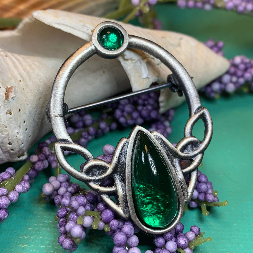 Fiona Celtic Knot Brooch