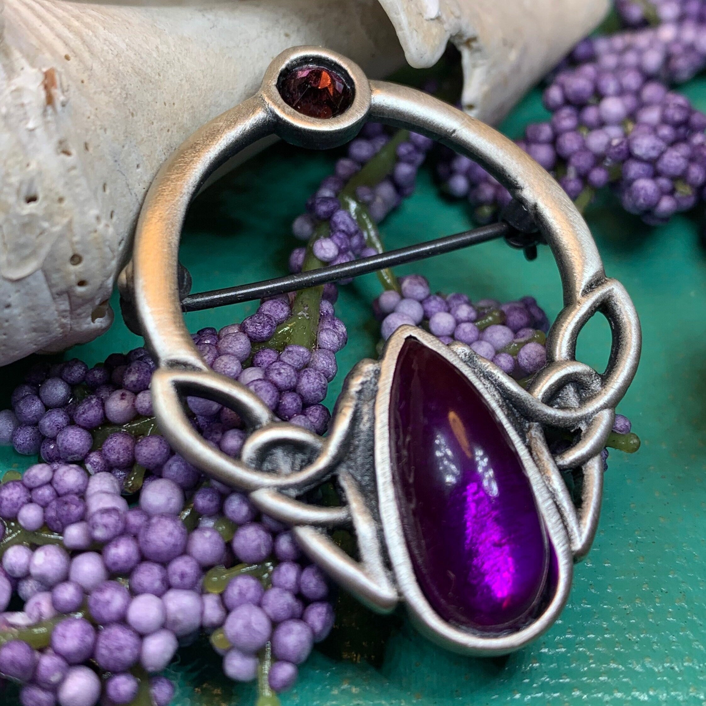 Fiona Celtic Knot Brooch