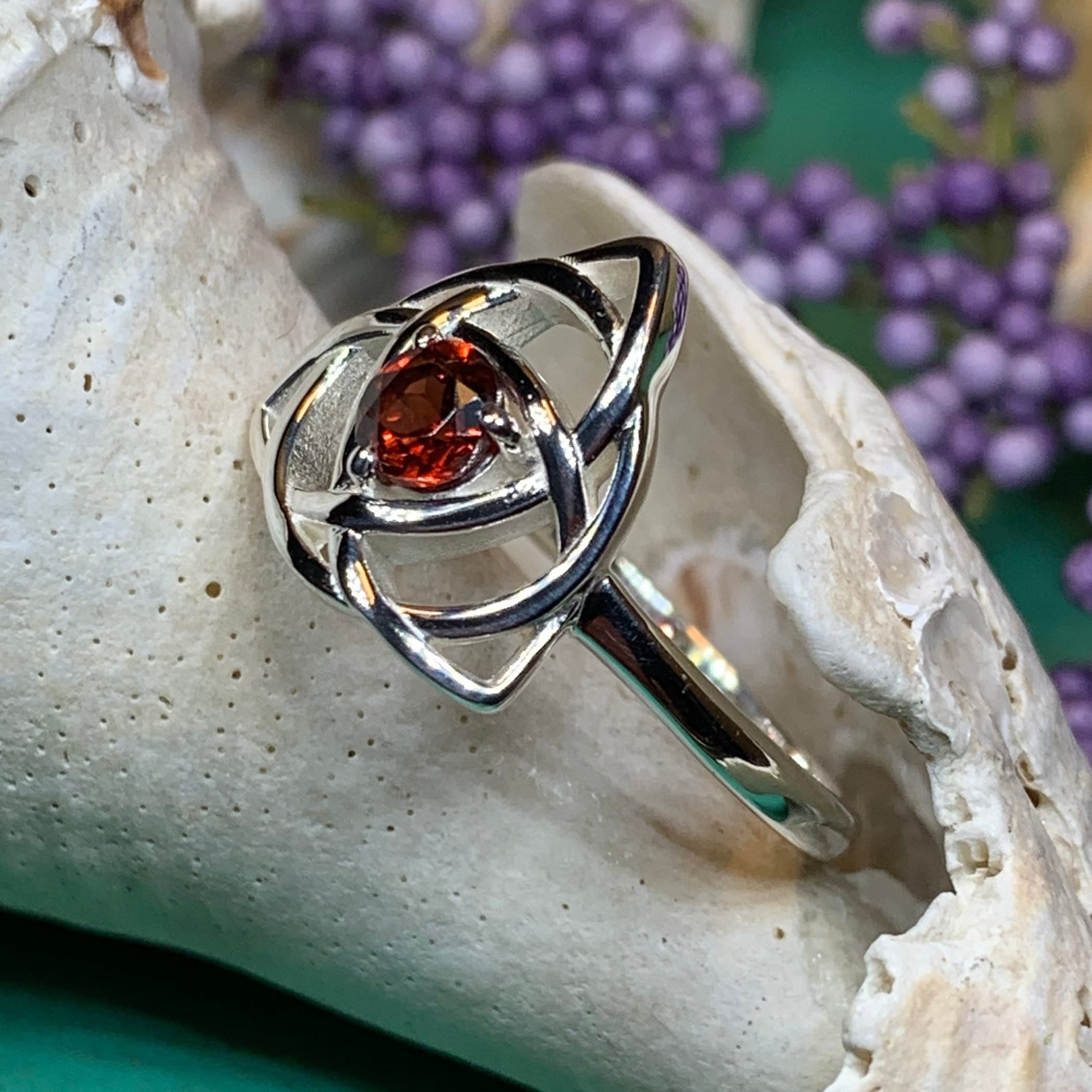 Lorinda Celtic Knot Ring