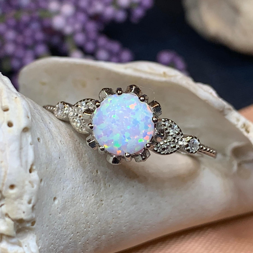Vintage Opal Celtic Ring