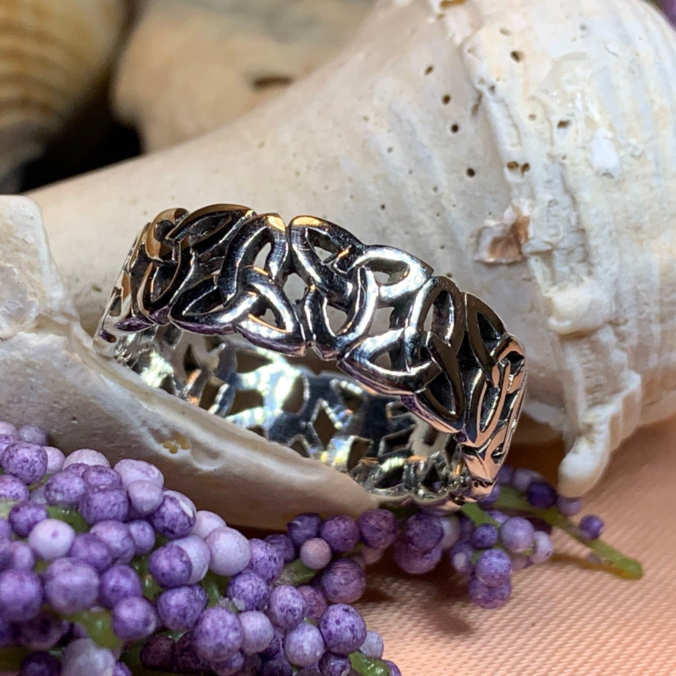 Forever Trinity Knot Ring