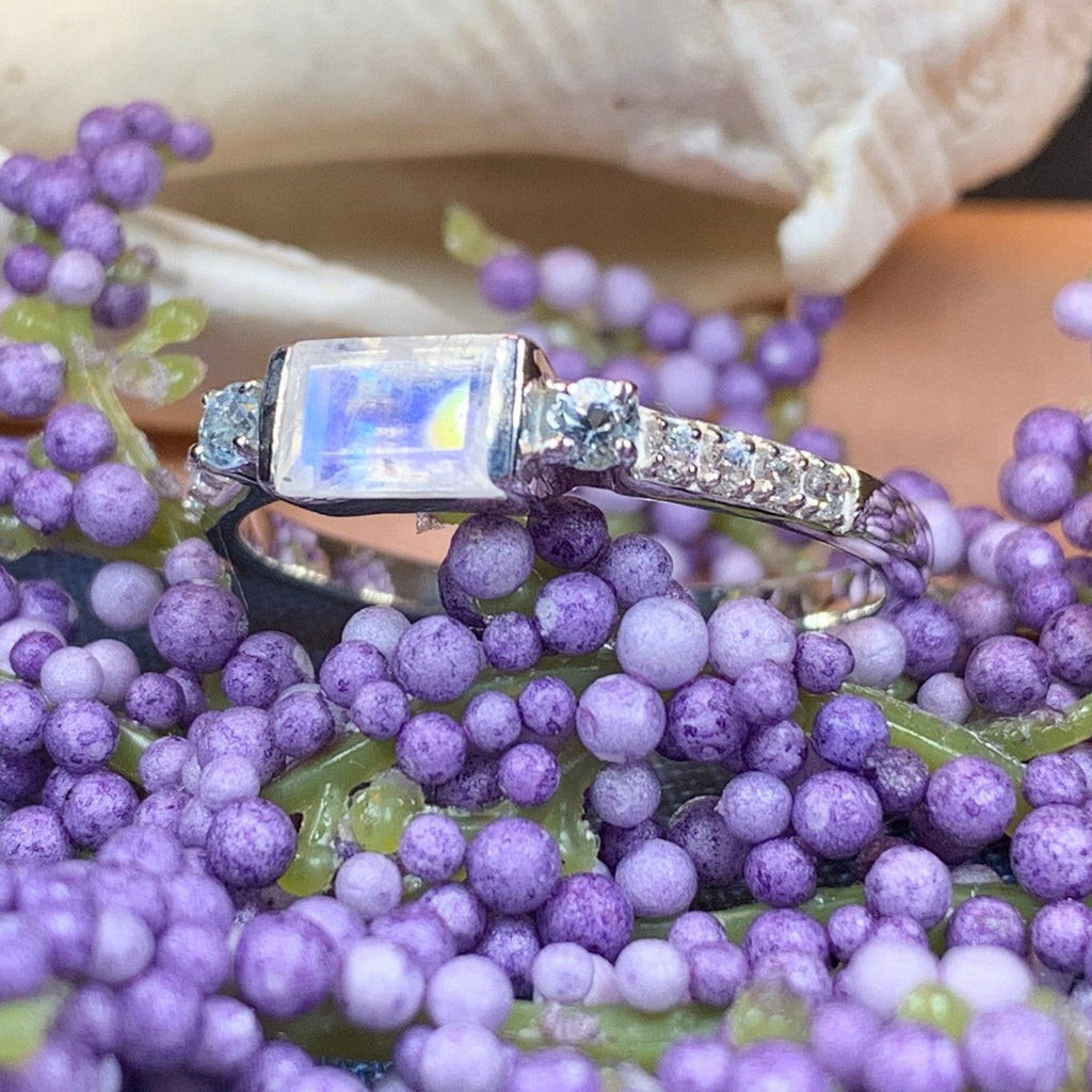 Nyna Moonstone Ring