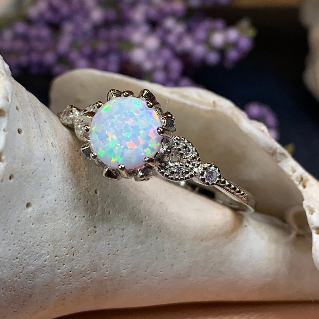 Vintage Opal Celtic Ring