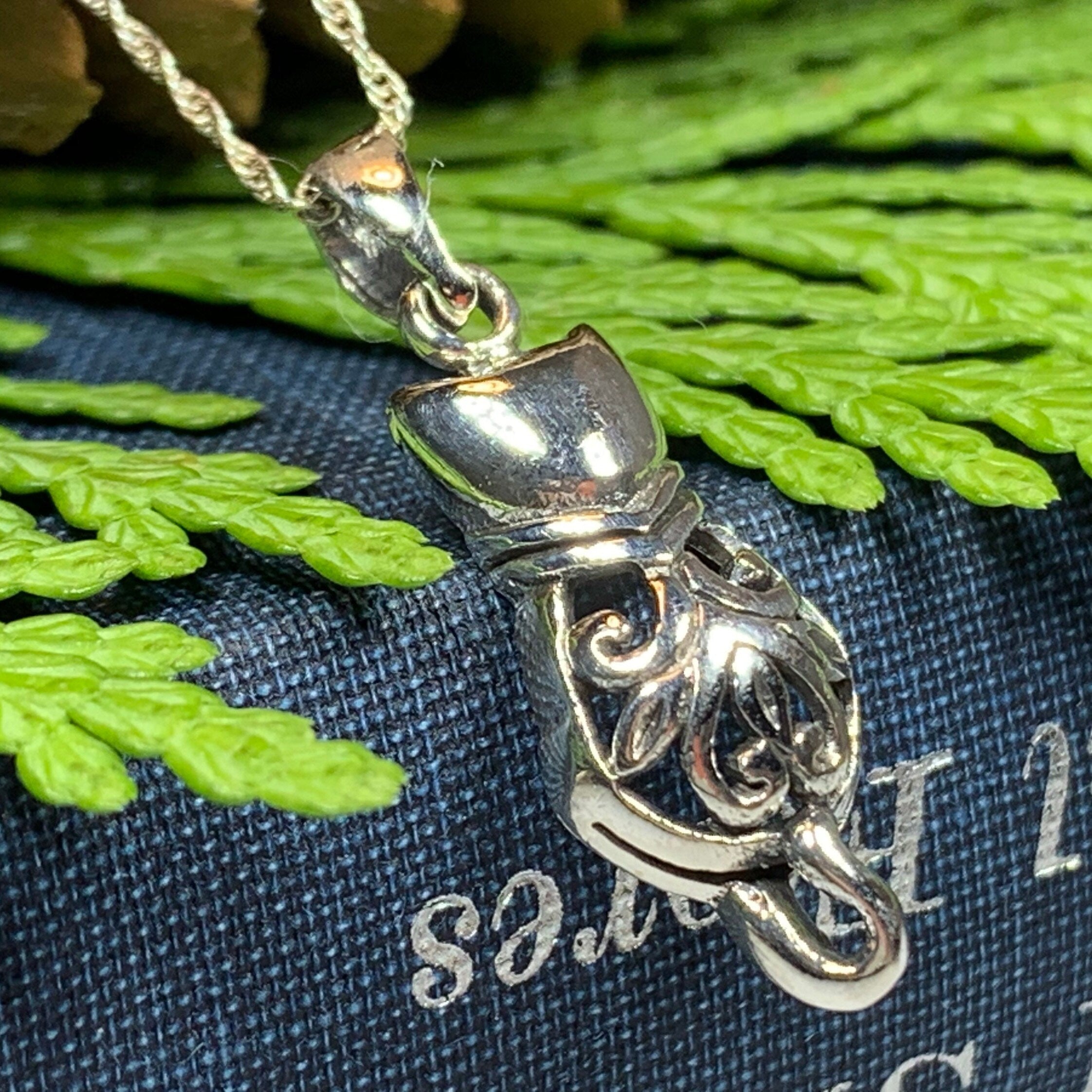 Celtic Cat Necklace