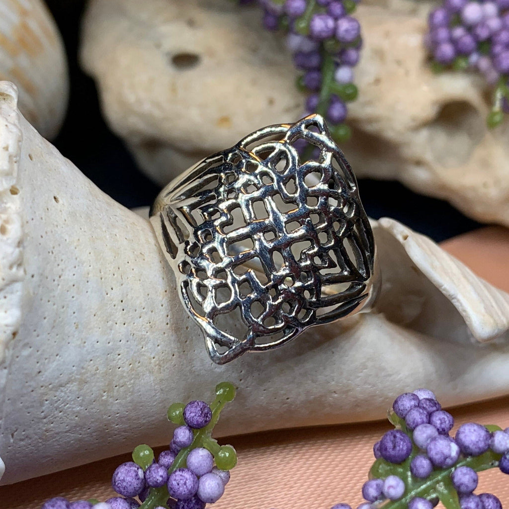 Corriander Celtic Knot Ring