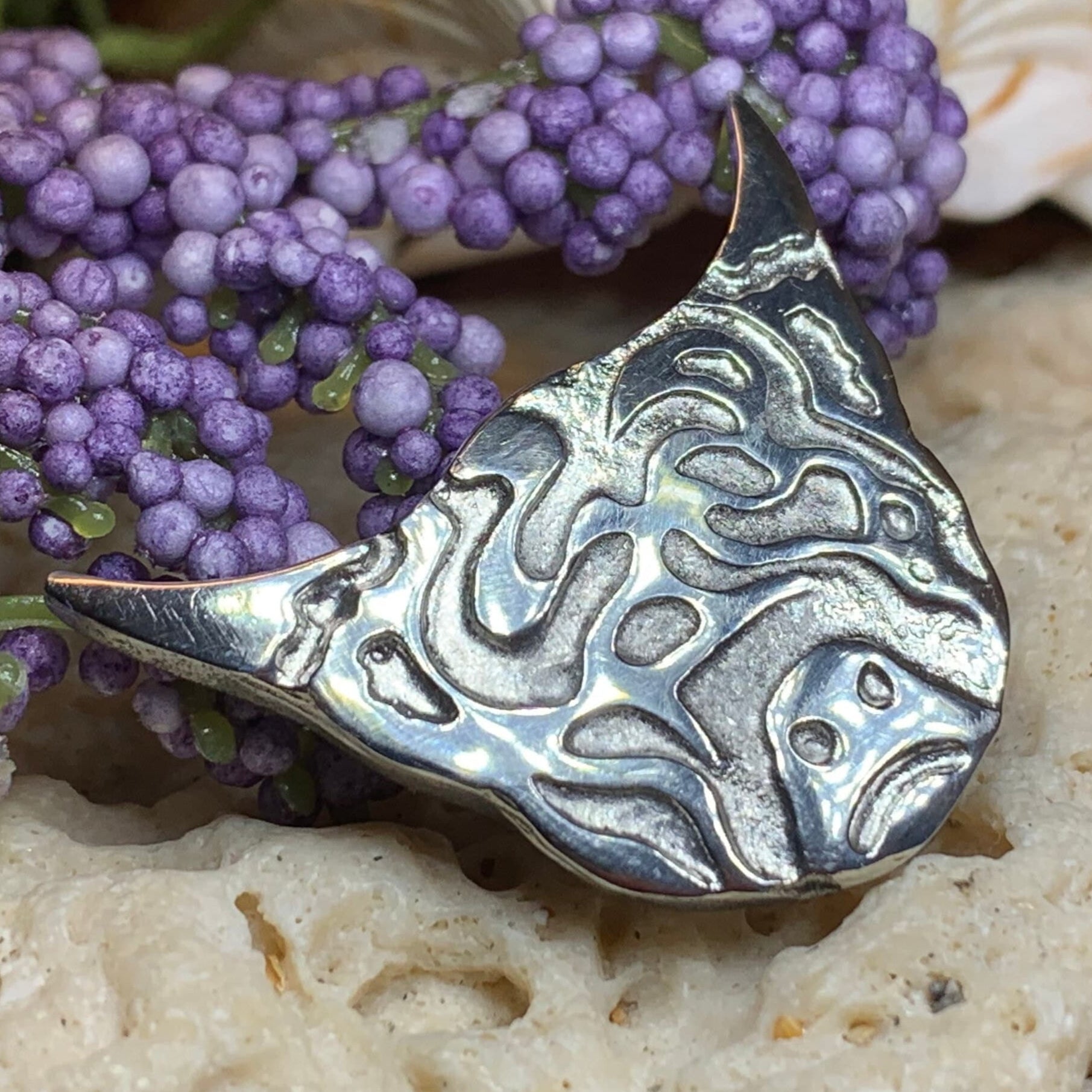 Highland Cow Scatter Pin