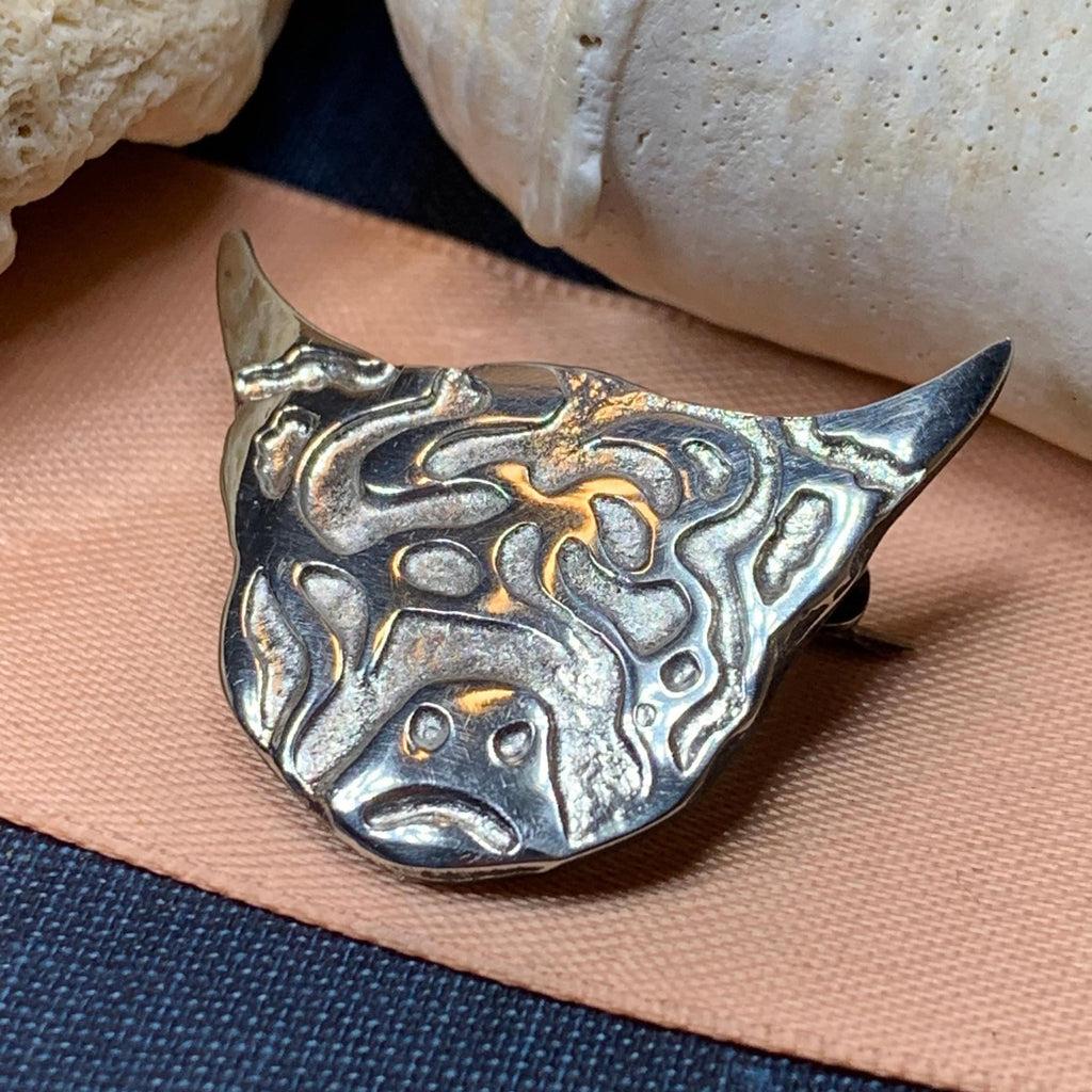 Highland Cow Scatter Pin