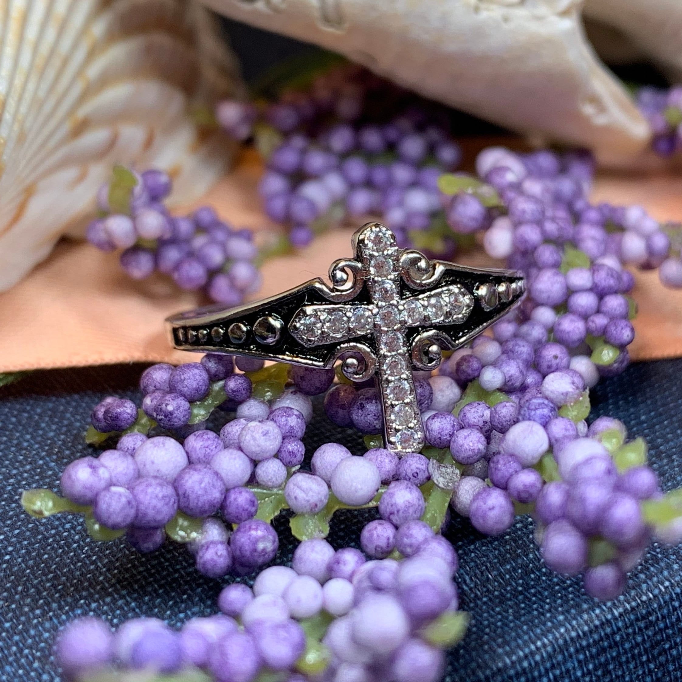 Faithfully Cross Ring