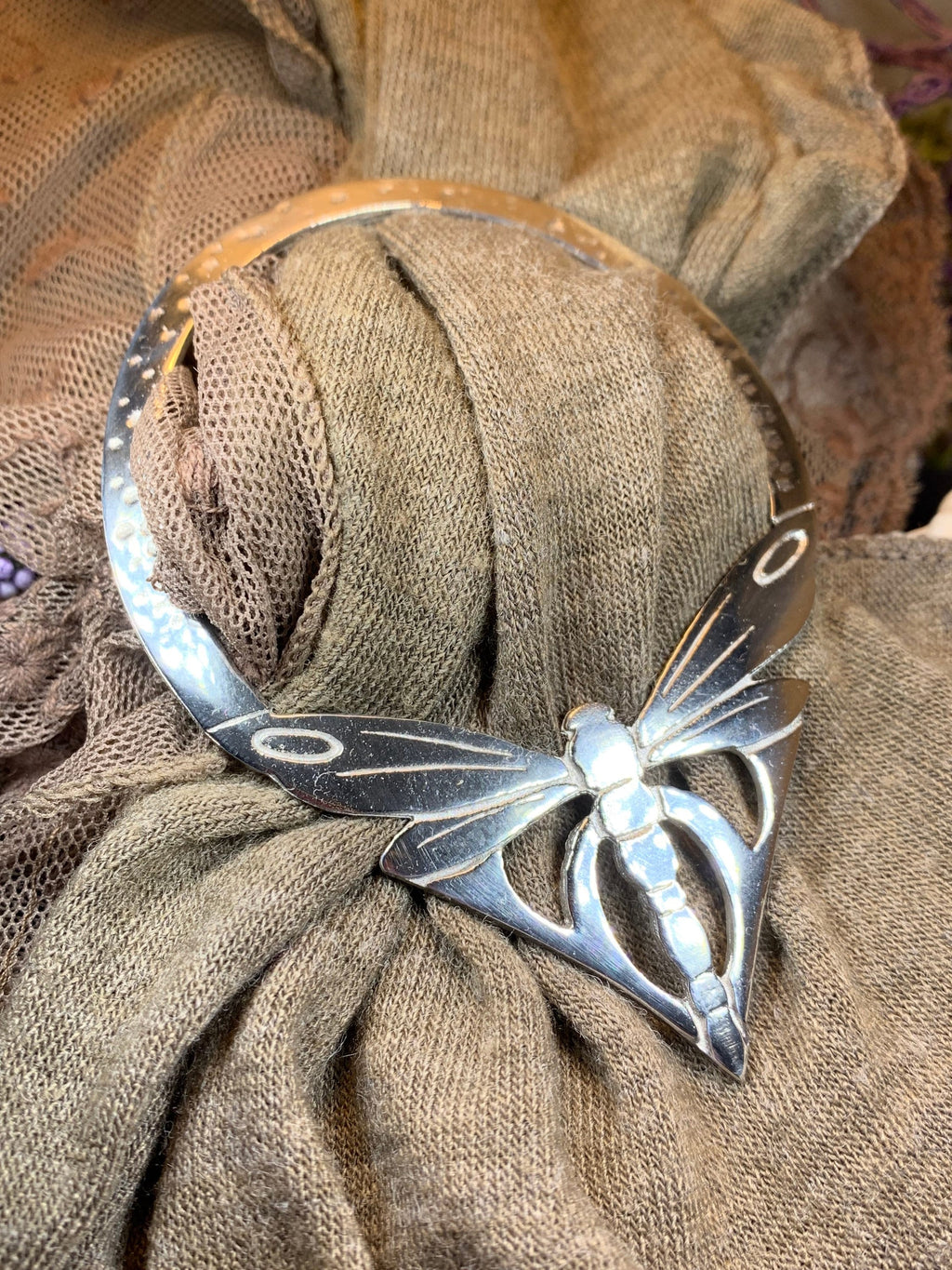 Pond Dancer Dragonfly Scarf Ring