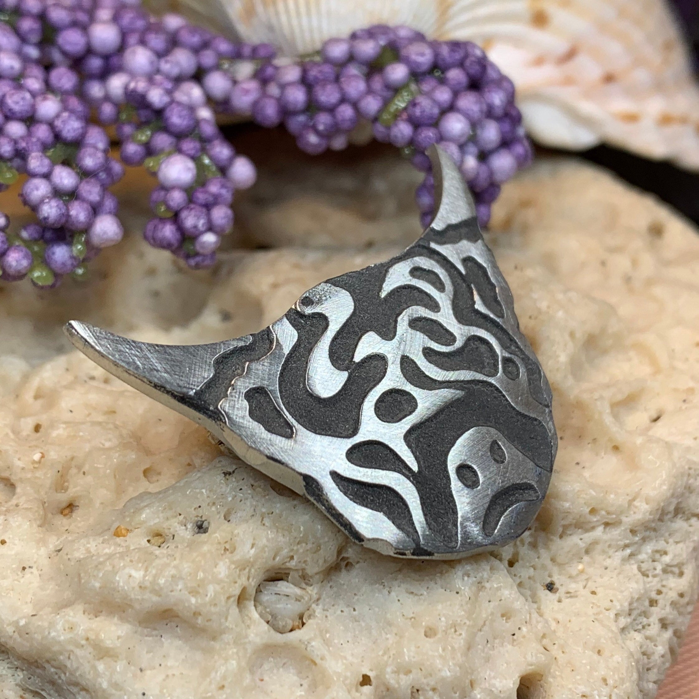 Highland Cow Scatter Pin