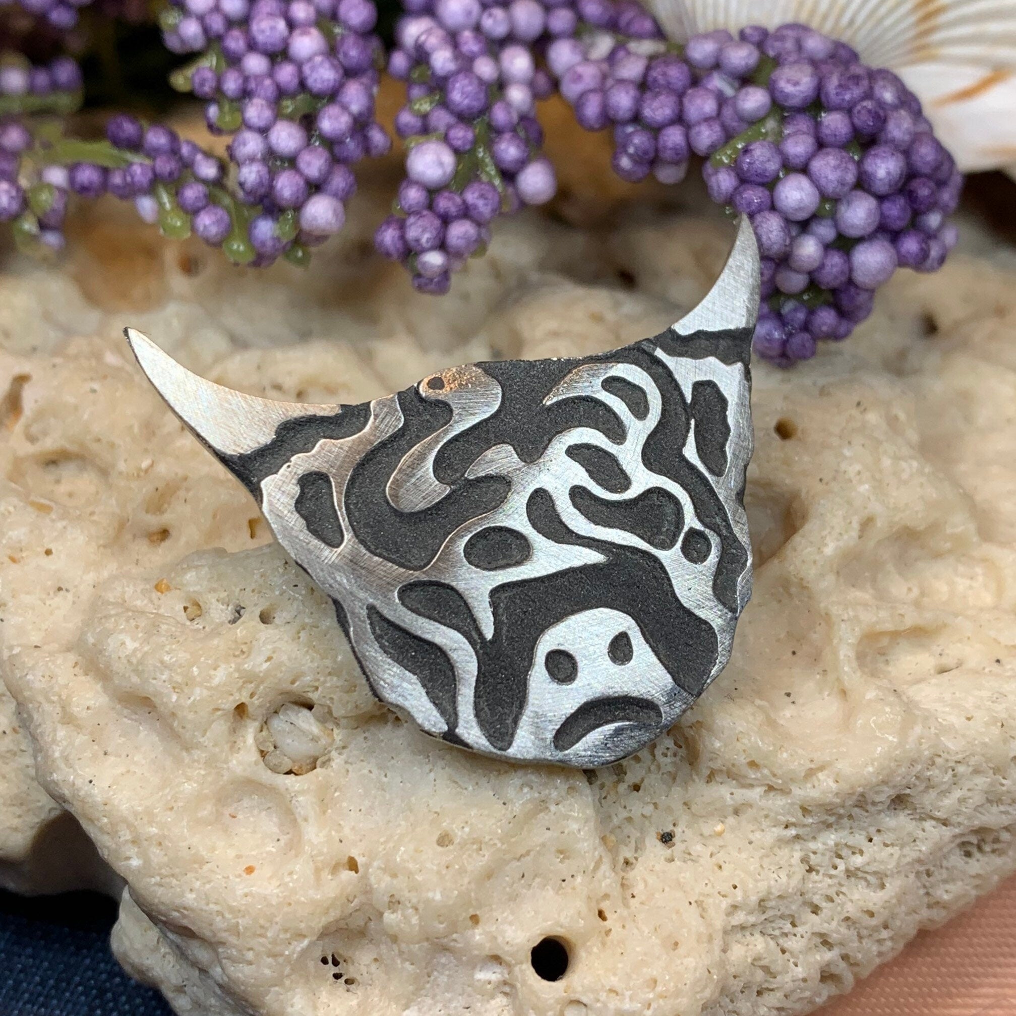 Highland Cow Scatter Pin