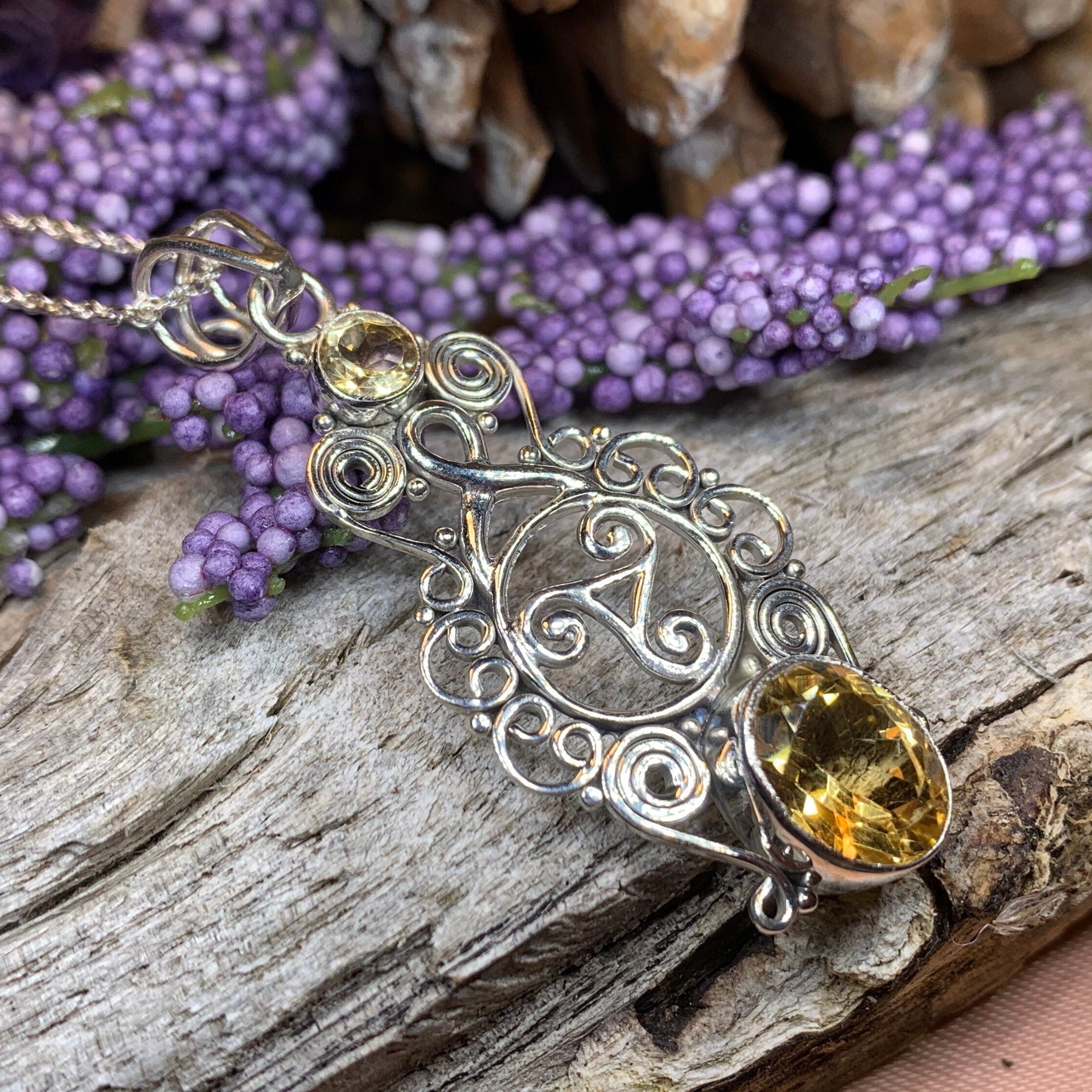 Rhyanna Celtic Spiral Necklace