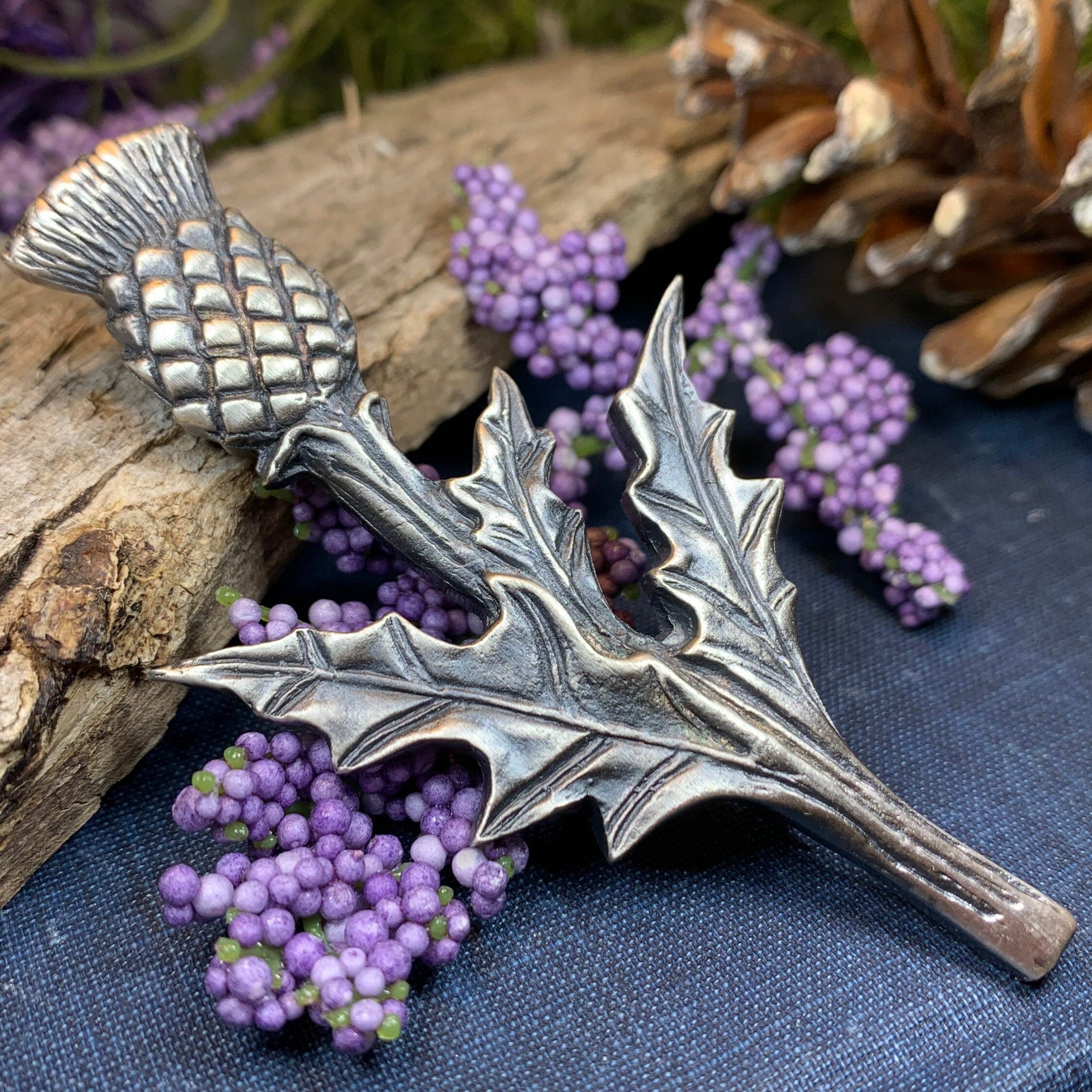 Balmoral Thistle Kilt Pin
