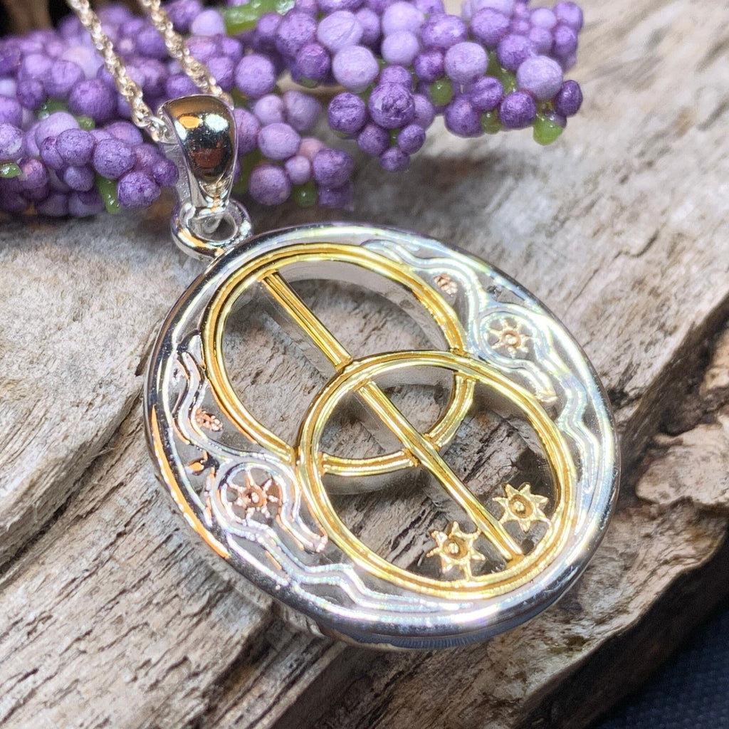 Reganne Chalice Well Necklace