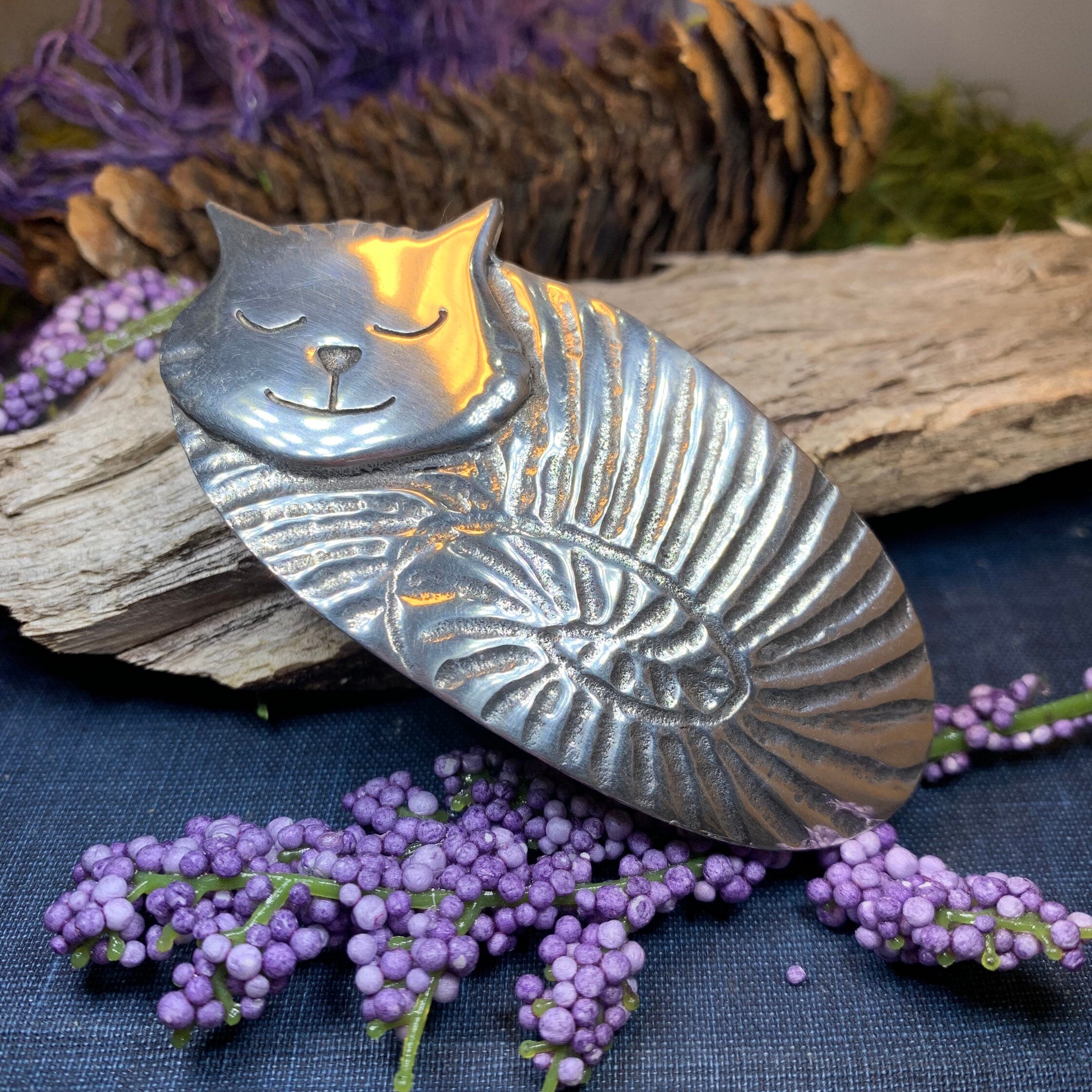 Cat Nap Cat Hair Clip