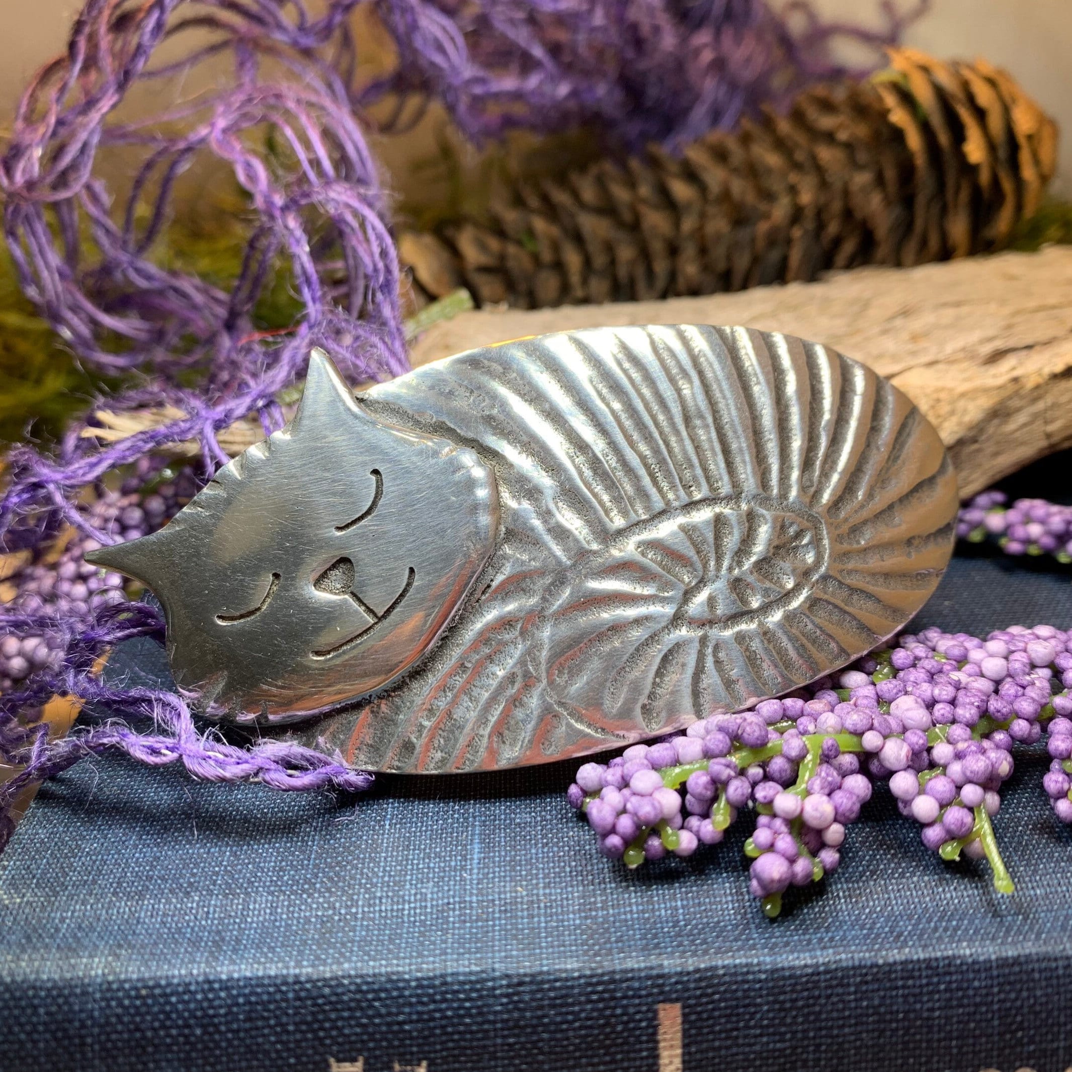 Cat Nap Cat Hair Clip