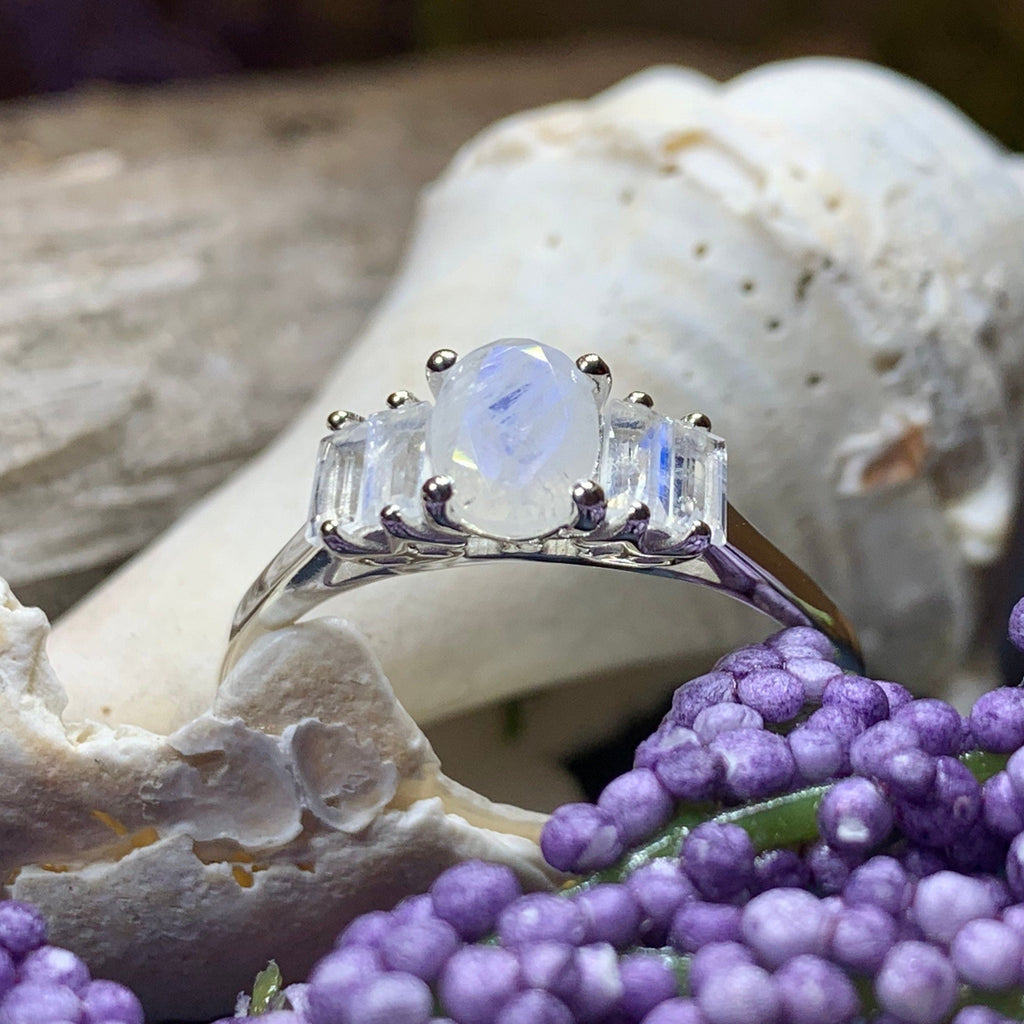 Luna Di Moonstone Ring,