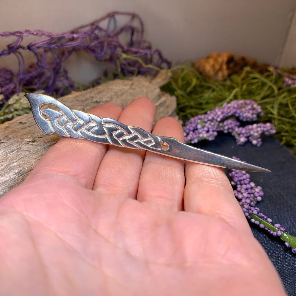 Skye Celtic Kilt Pin