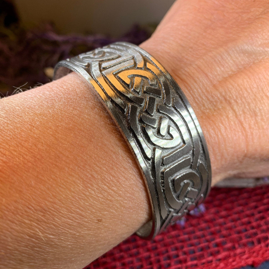Lindesfarne Celtic Knot Bracelet