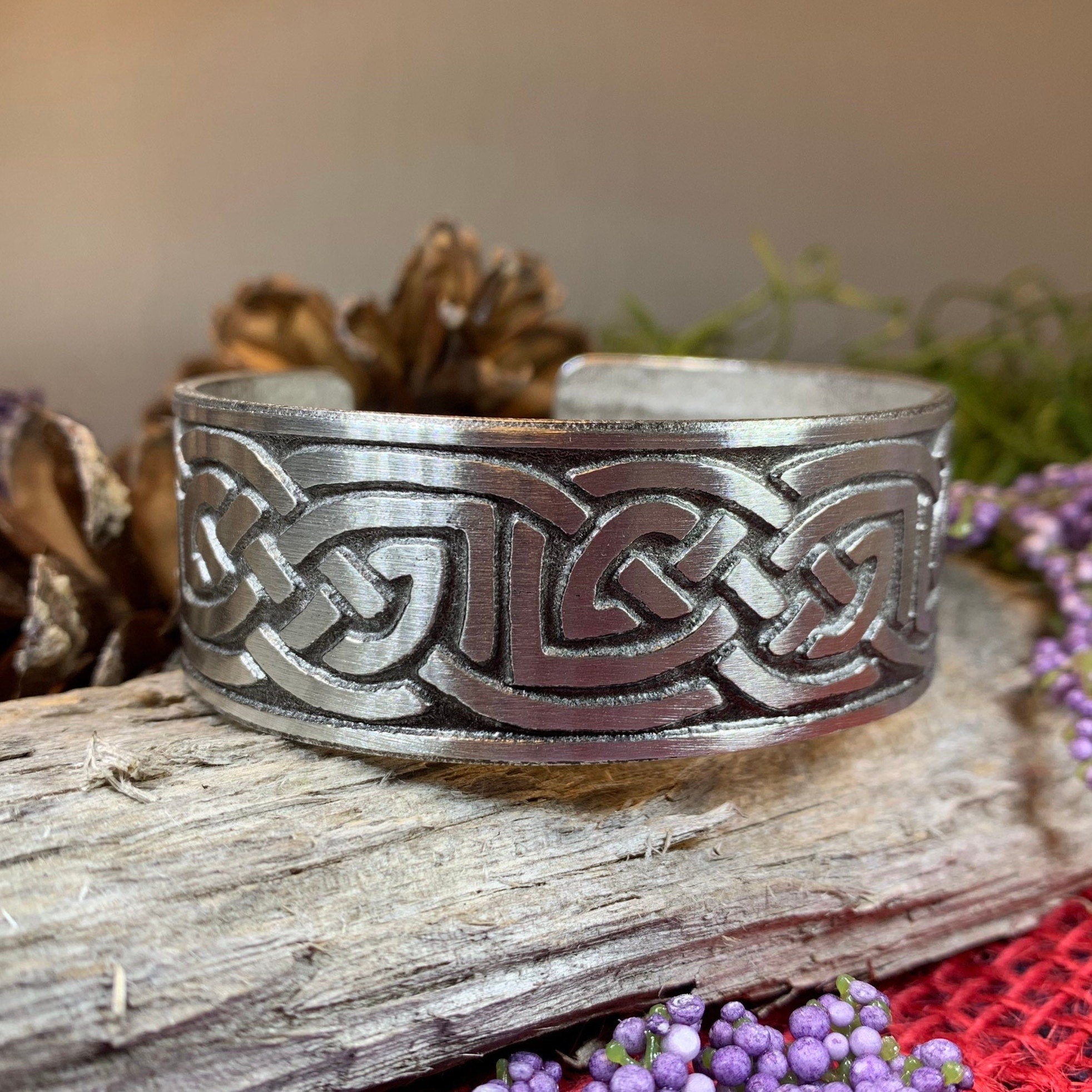 Lindesfarne Celtic Knot Bracelet