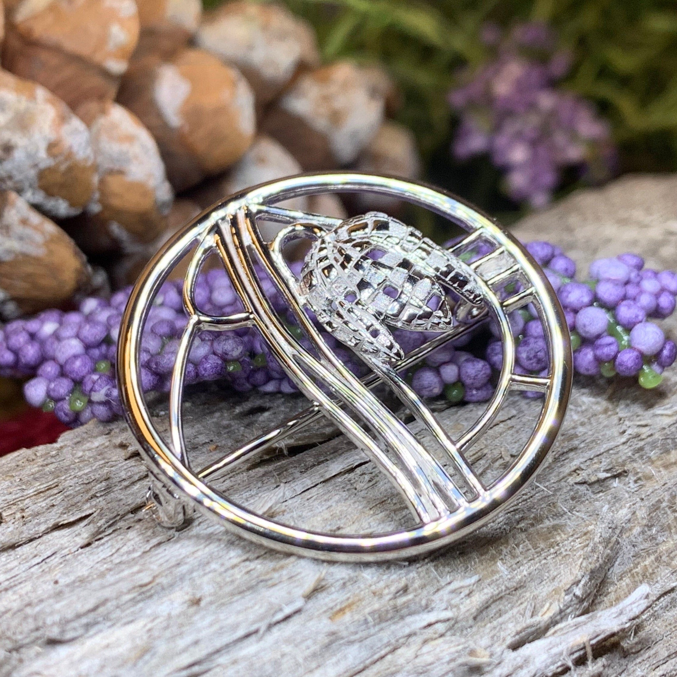 Cairn Show Mackintosh Brooch