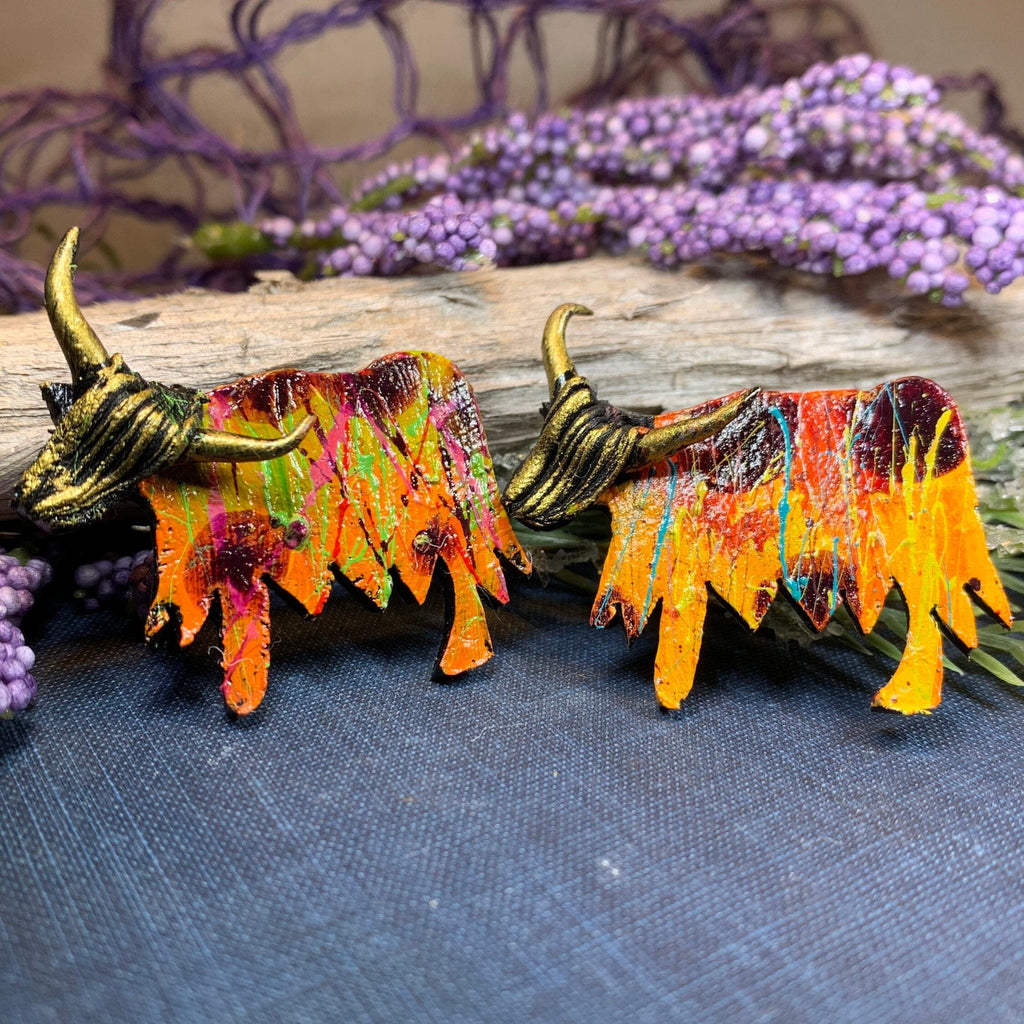 Splatter Highland Cow Brooch