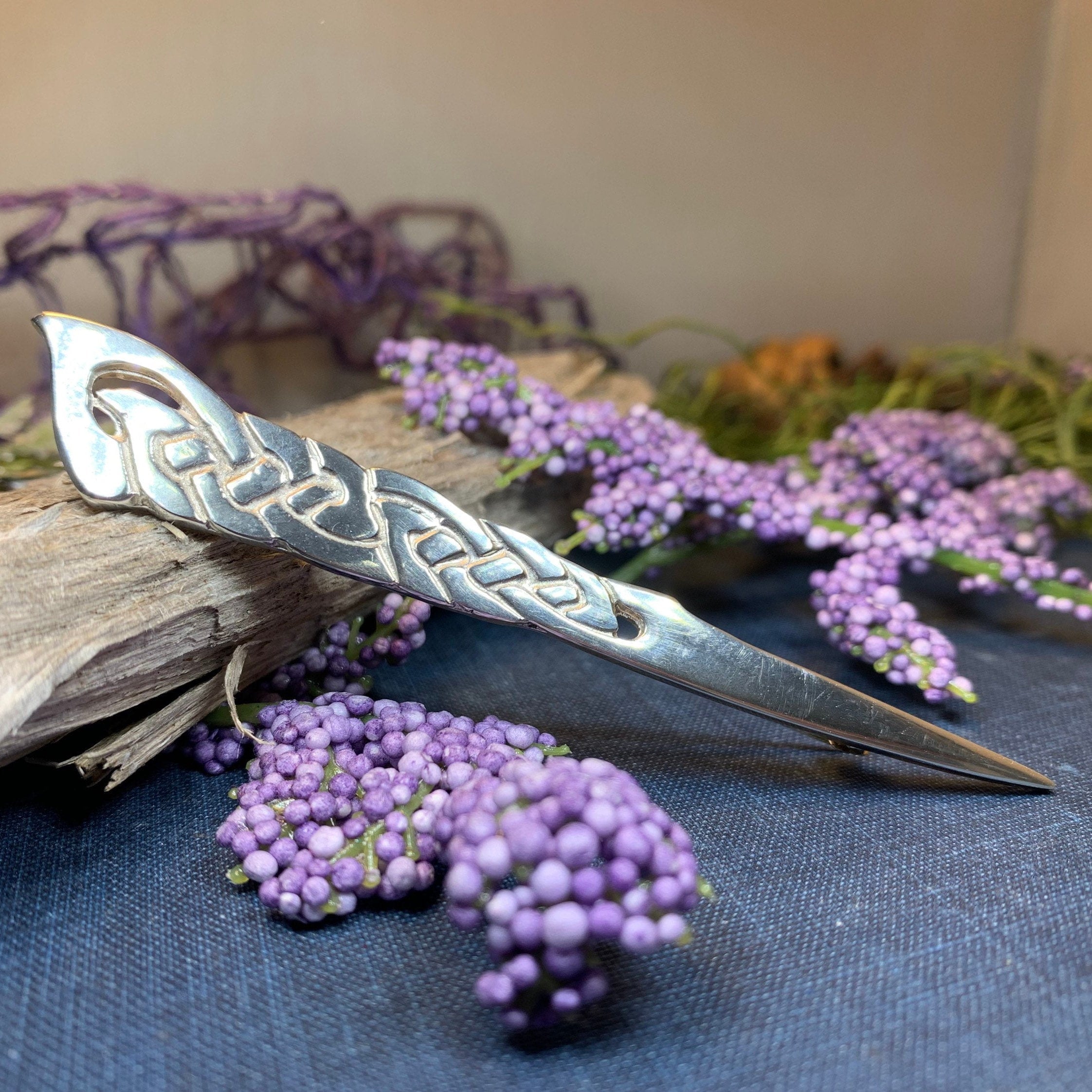 Skye Celtic Kilt Pin