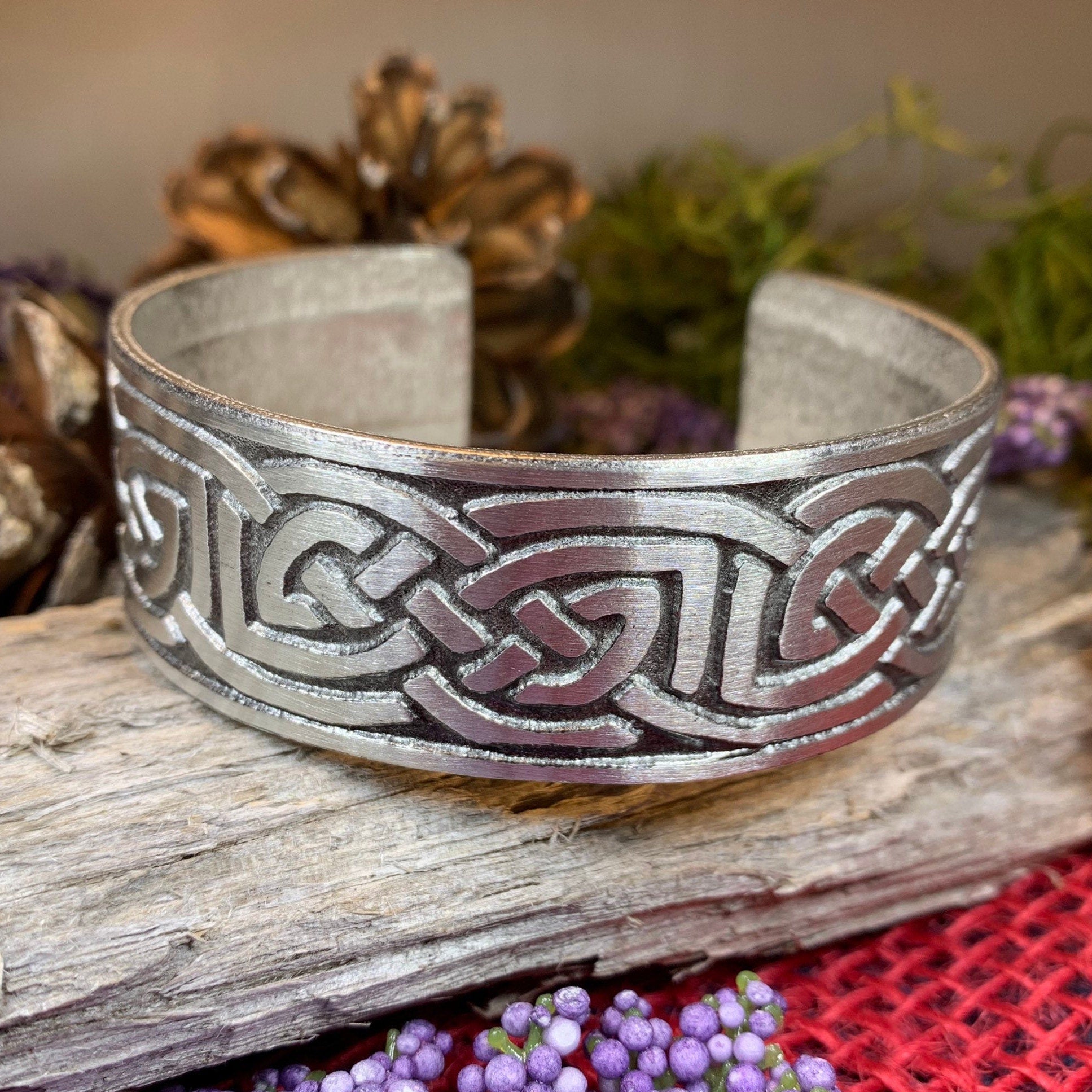 Lindesfarne Celtic Knot Bracelet