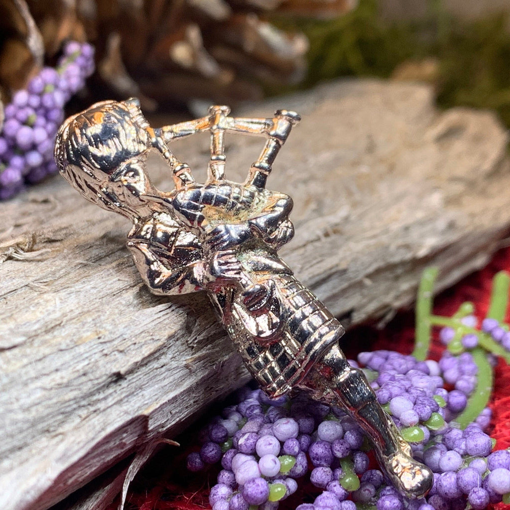 Royal Bagpiper Brooch