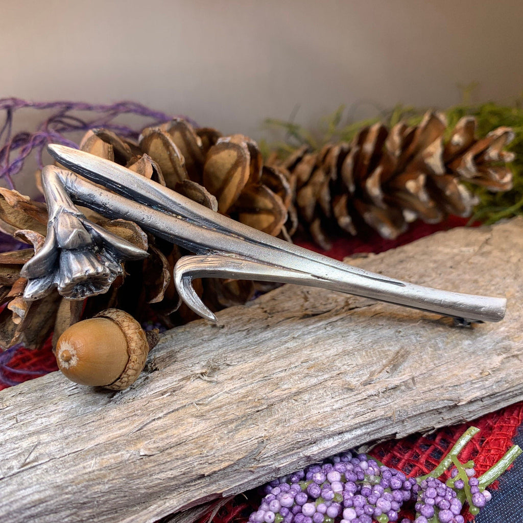 Delwyn Daffodil Kilt Pin