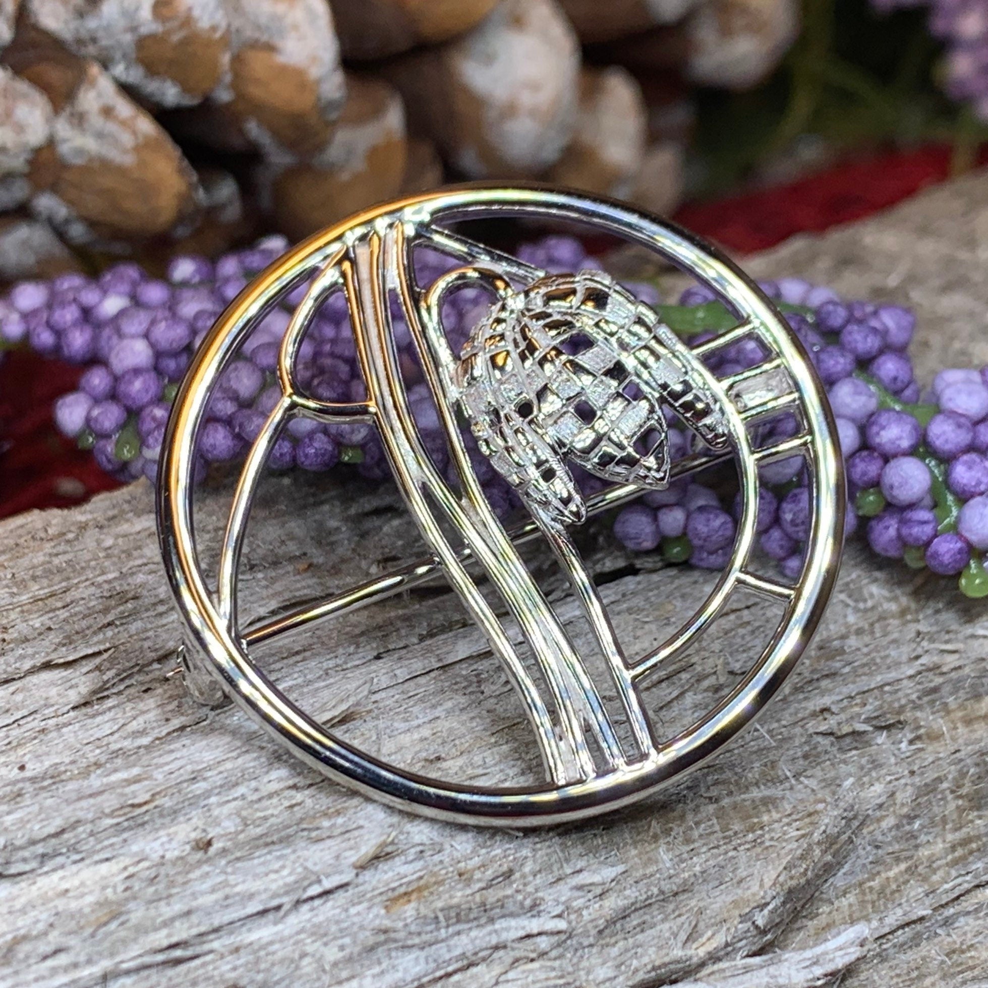 Cairn Show Mackintosh Brooch
