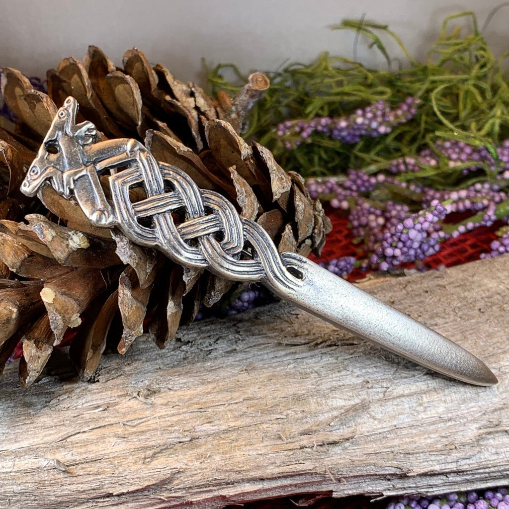 Celtic Double Wolf Kilt Pin