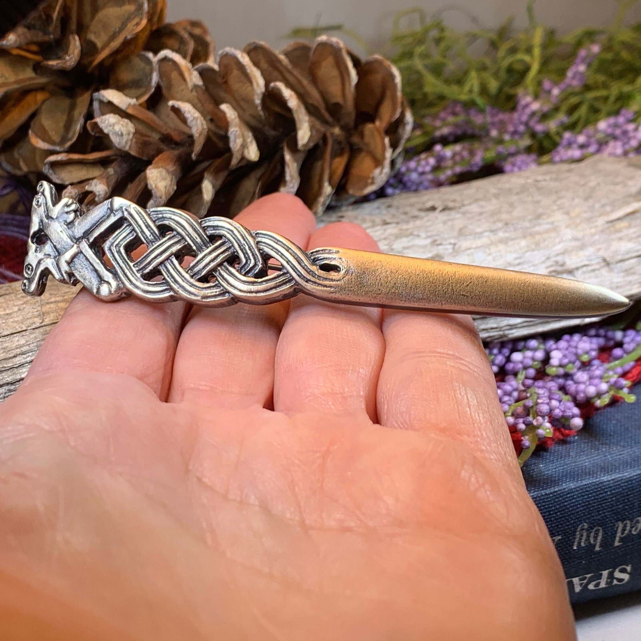 Celtic Double Wolf Kilt Pin