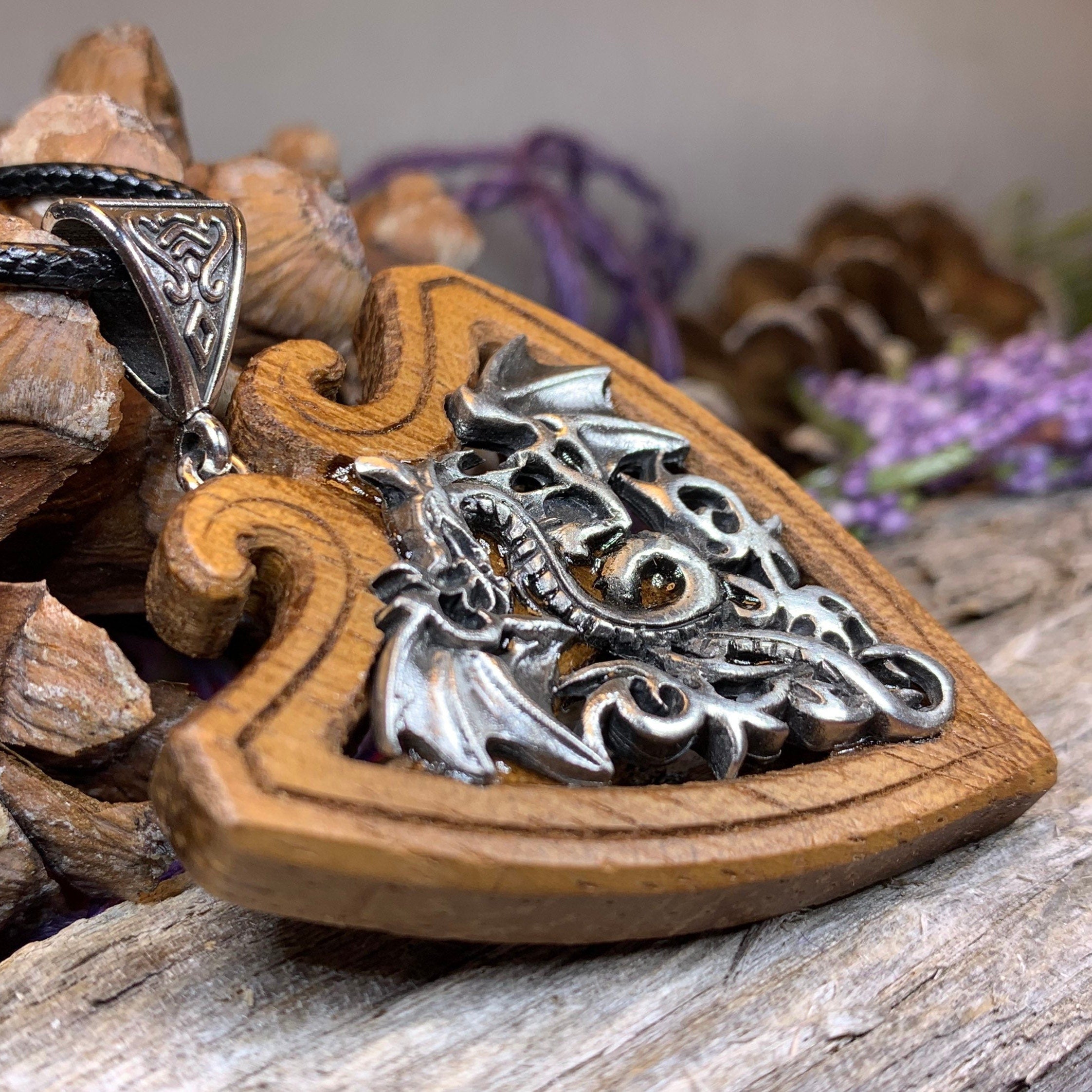 Spartacus Dragon Necklace