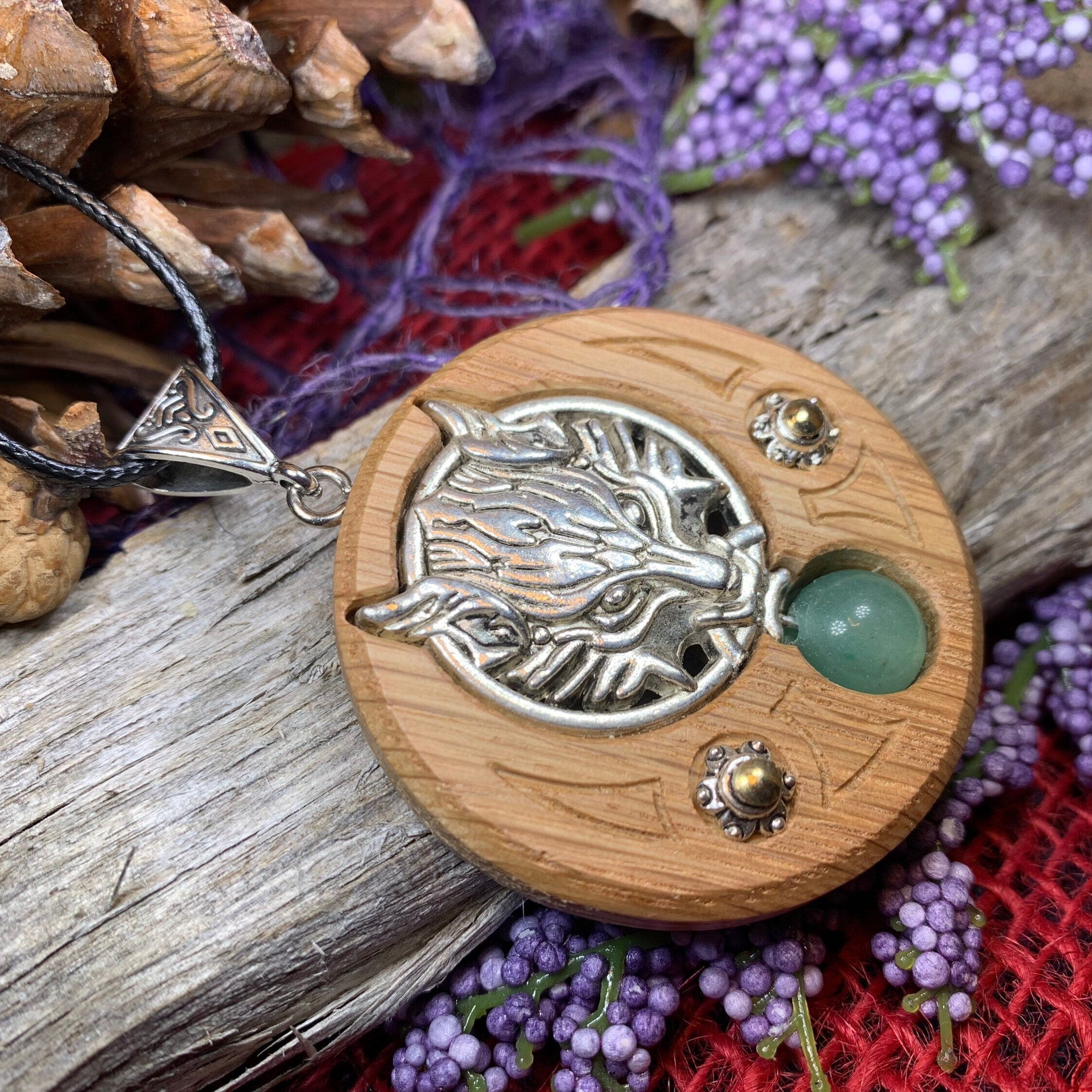 Iroko Forest Wolf Necklace