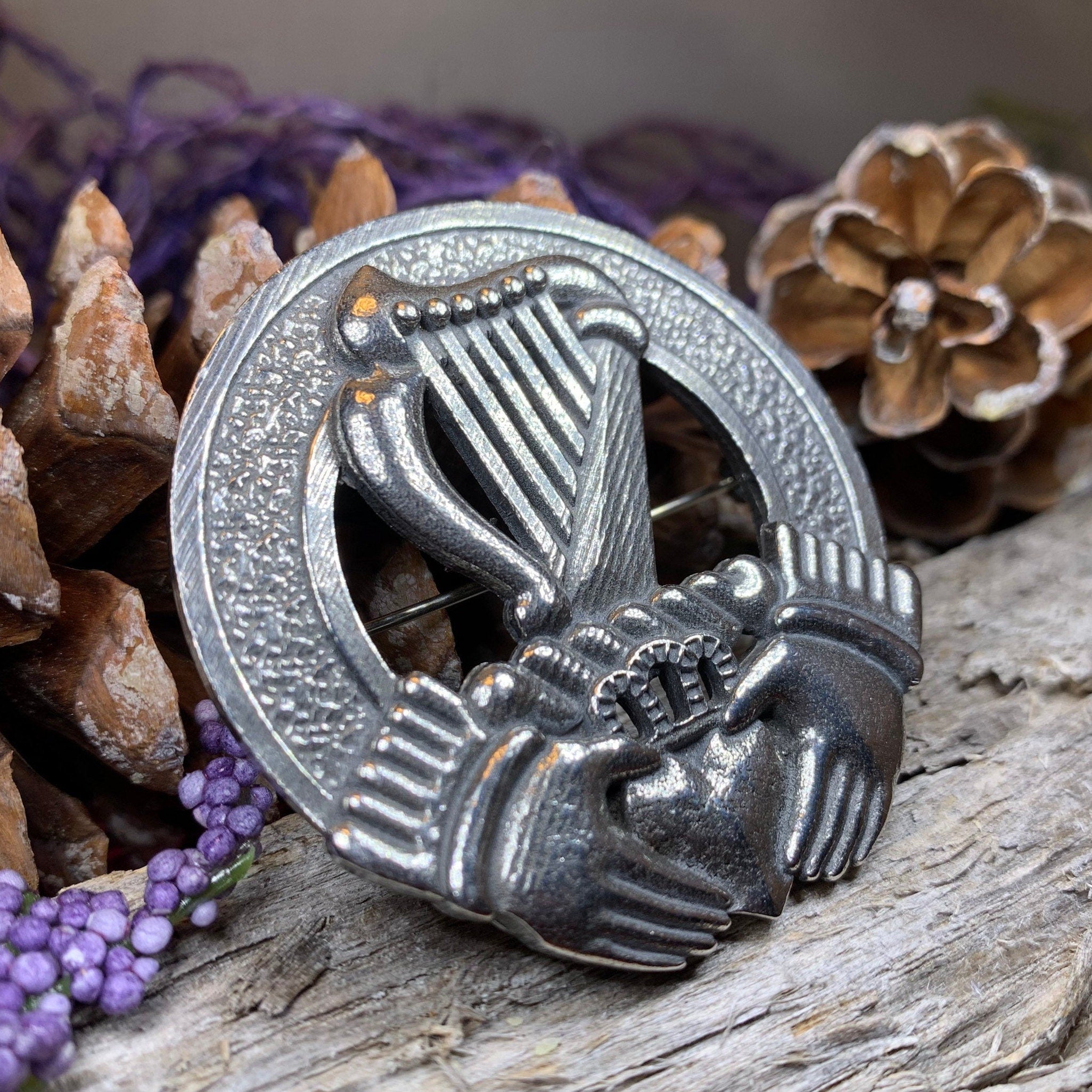 Claddagh Harp Brooch