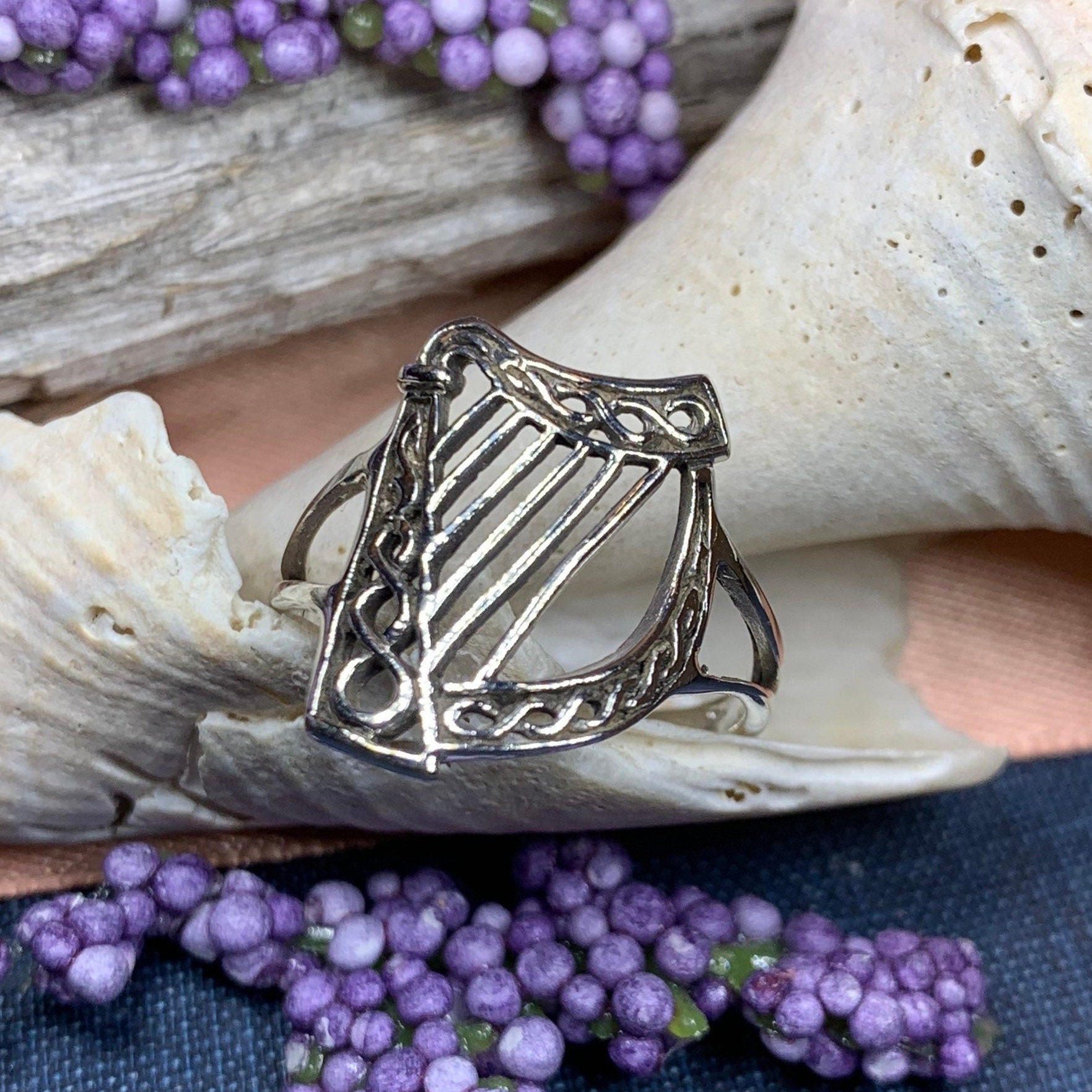 Green Isle Celtic Harp Ring