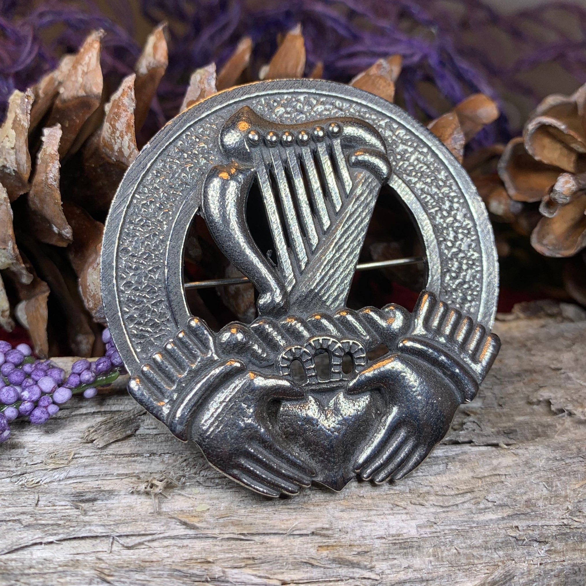Claddagh Harp Brooch