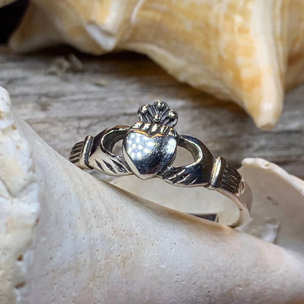 Delvin Claddagh Ring