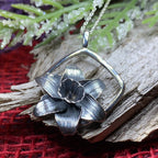 Snowdonia Daffodil Necklace