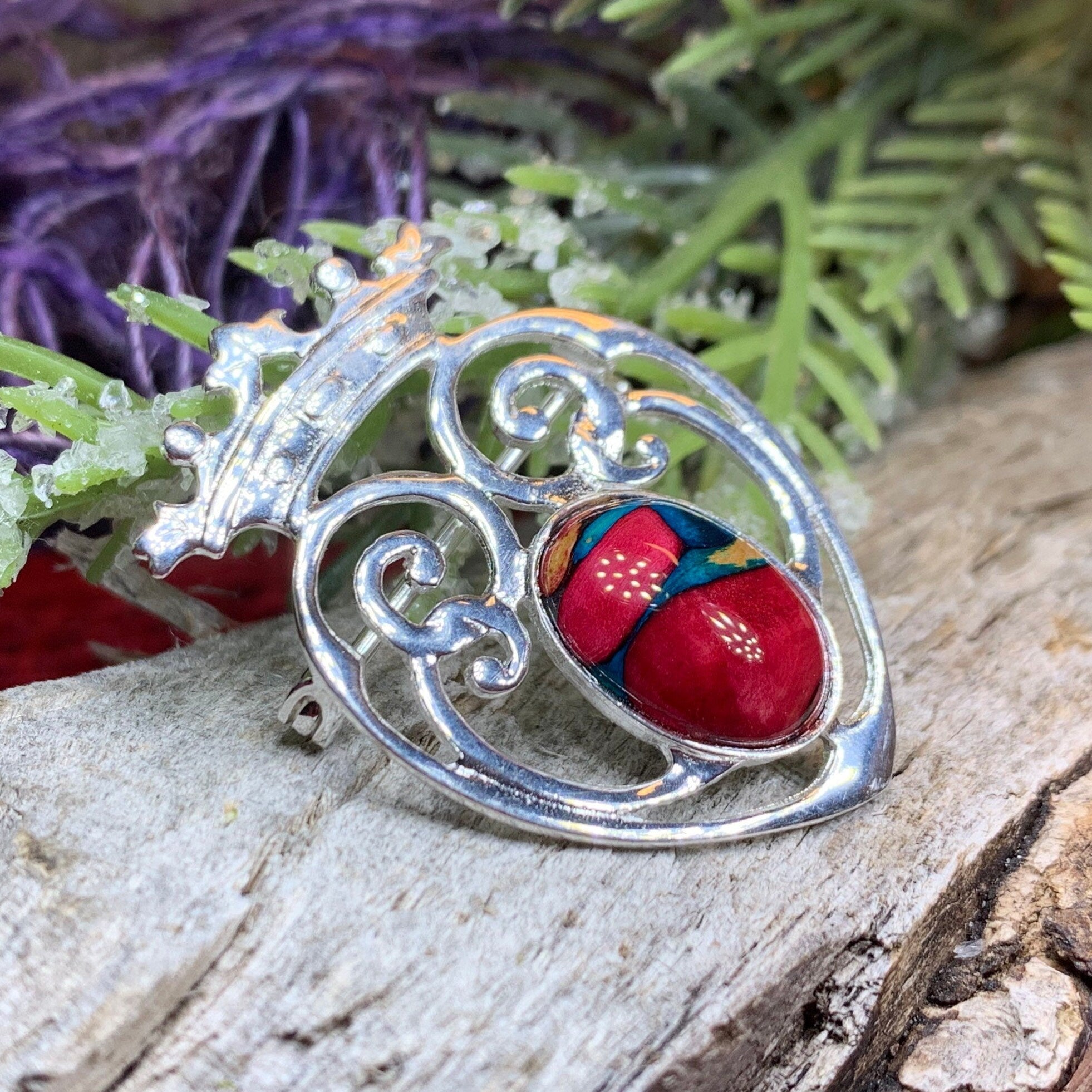 Heathergems Luckenbooth Brooch