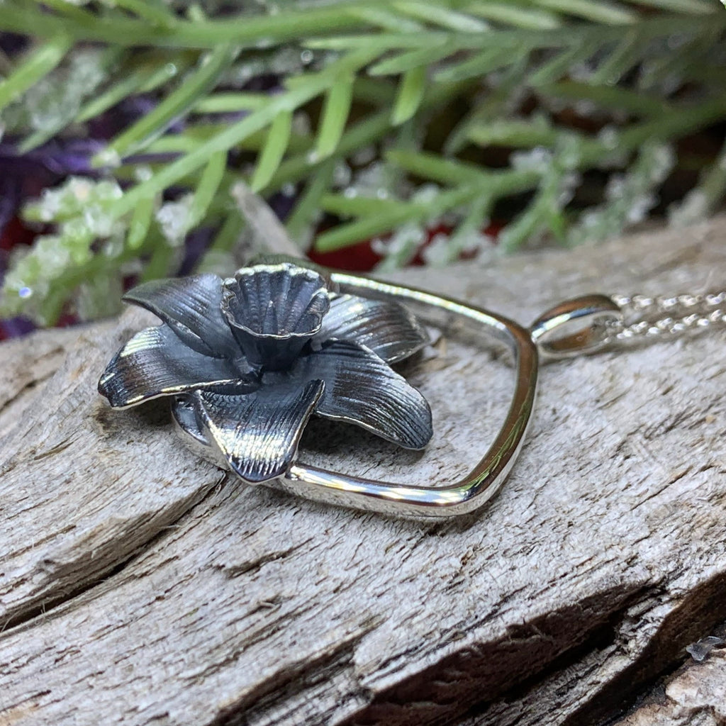 Snowdonia Daffodil Necklace