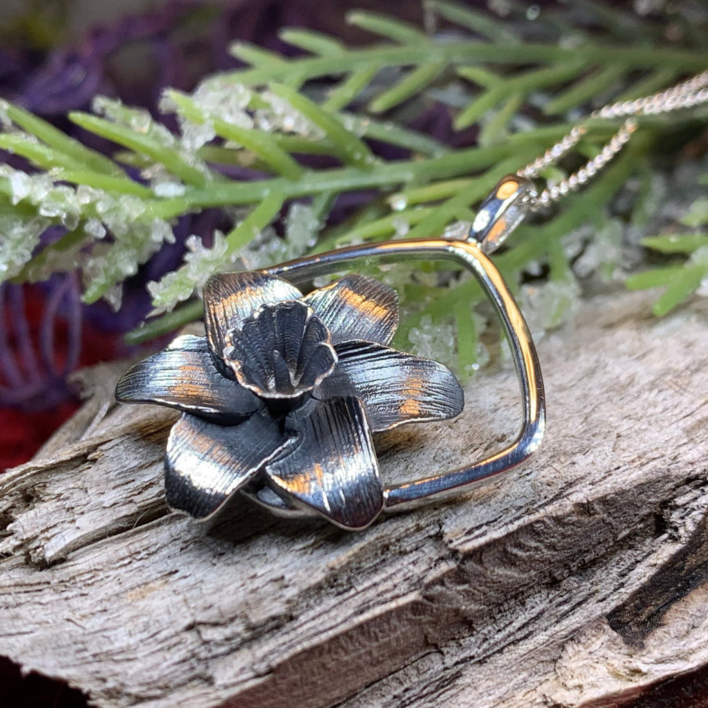 Snowdonia Daffodil Necklace