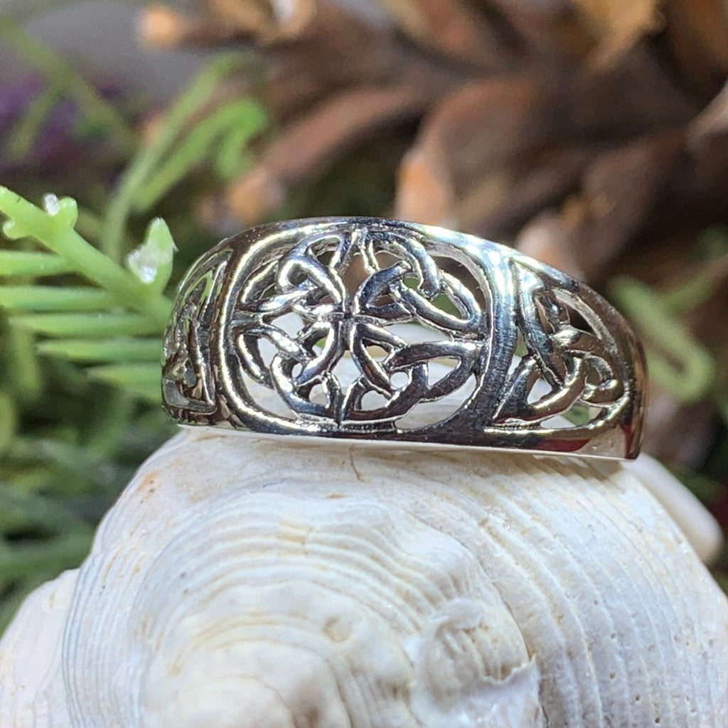 Radelia Celtic Knot Ring