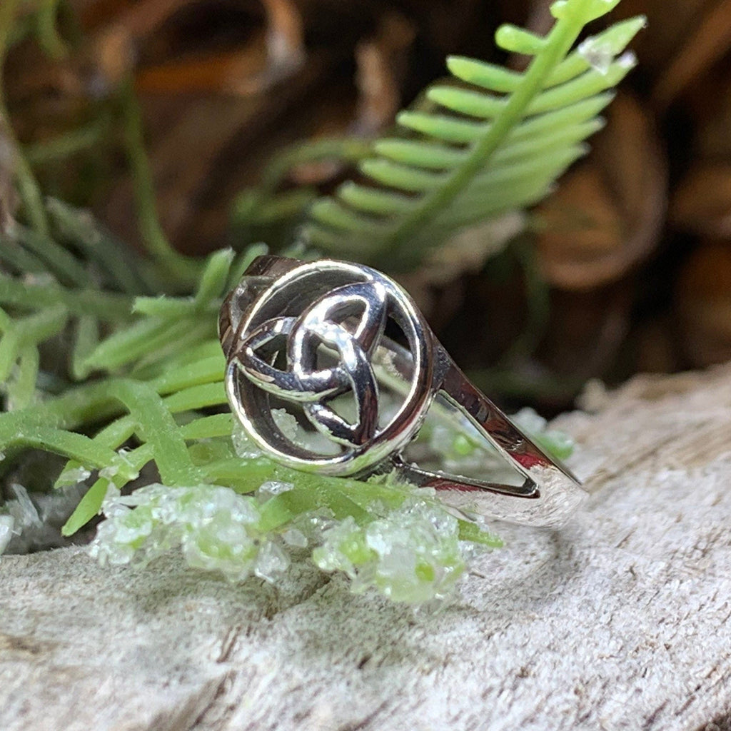 Trinity Knot Ring