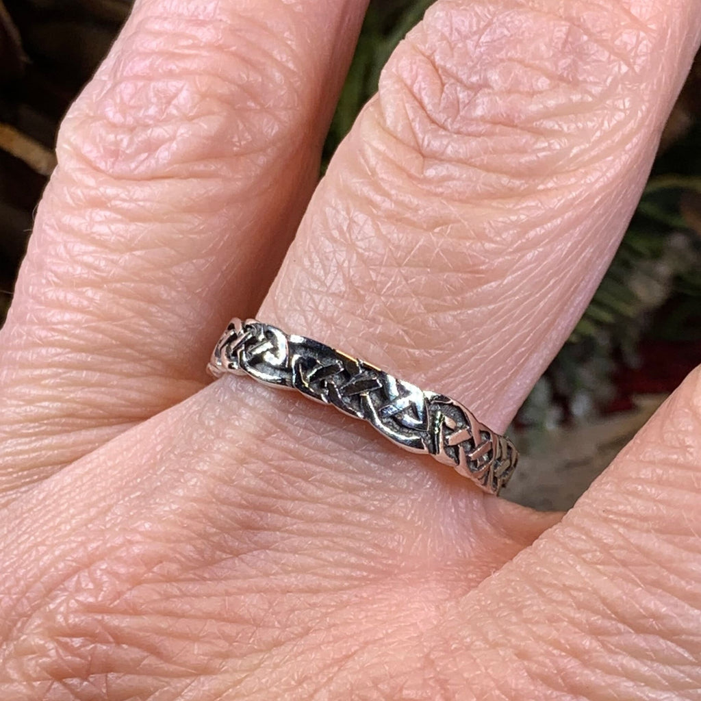 Comfort Celtic Knot Ring