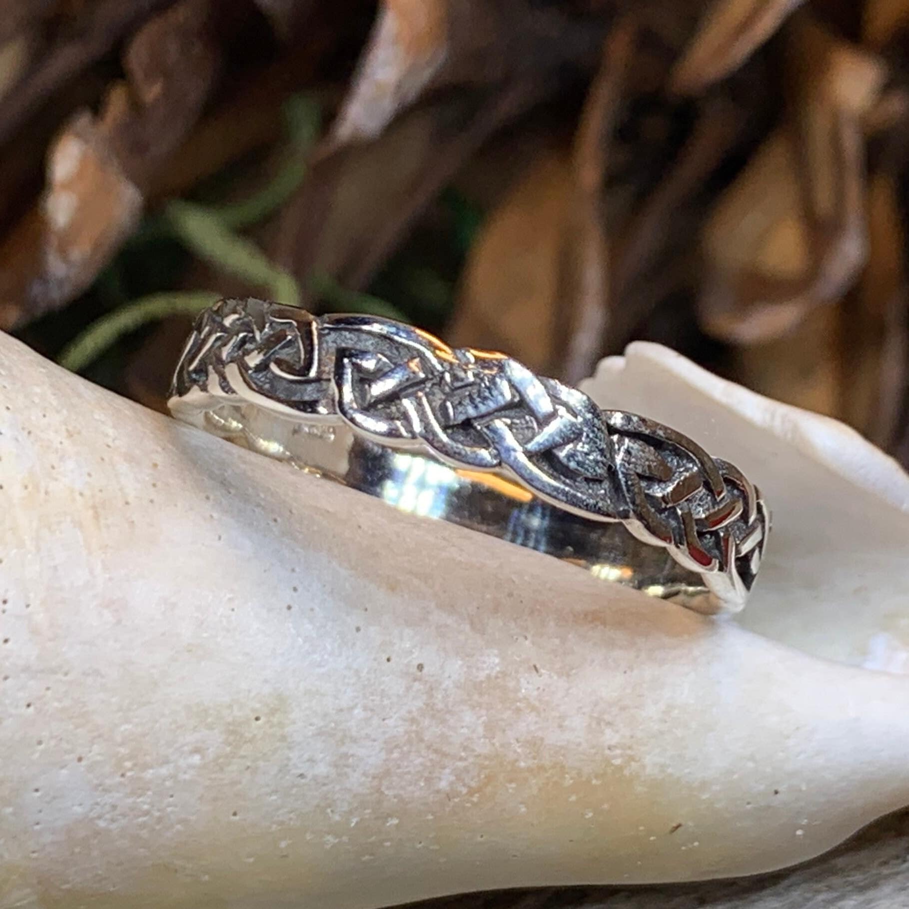 Comfort Celtic Knot Ring