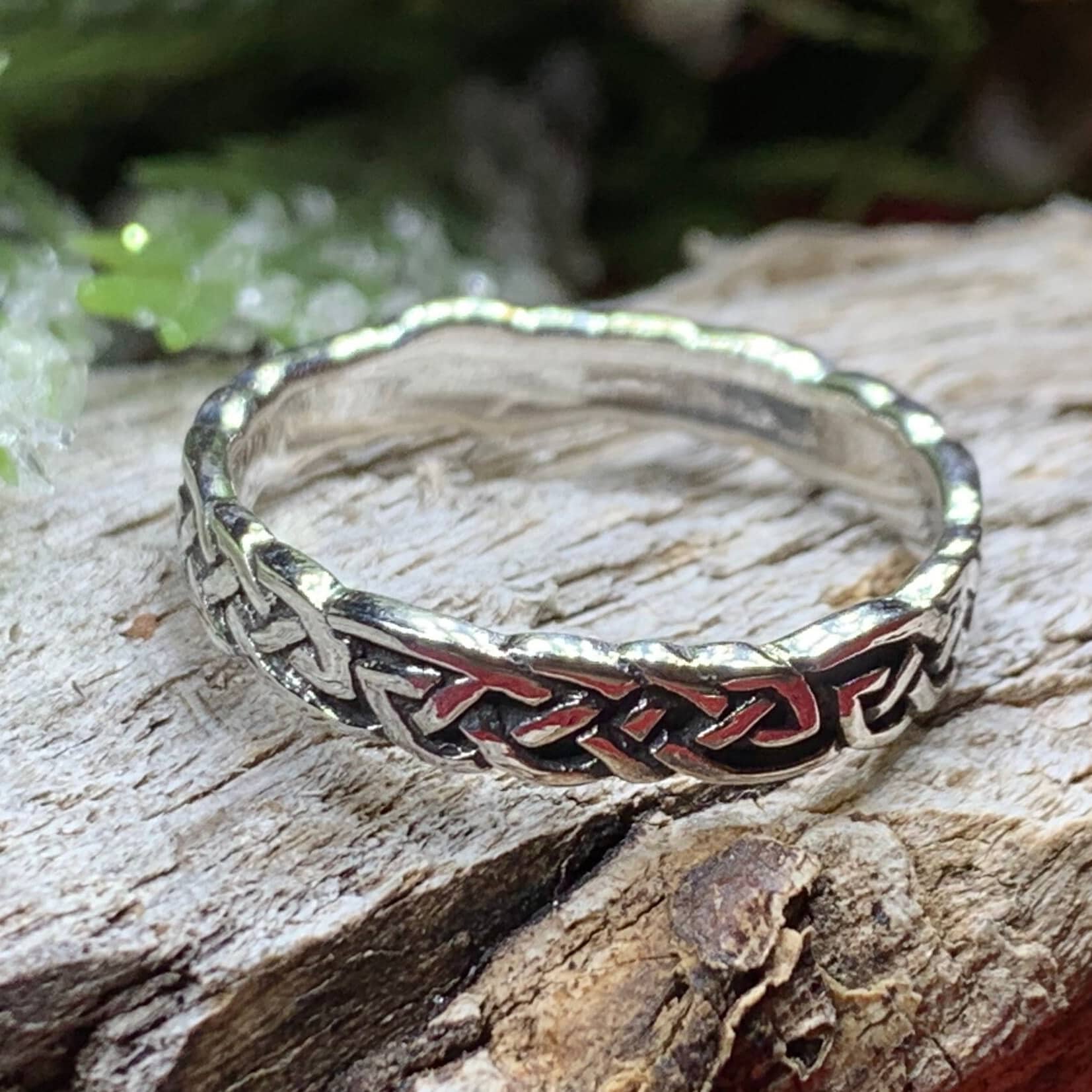 Comfort Celtic Knot Ring