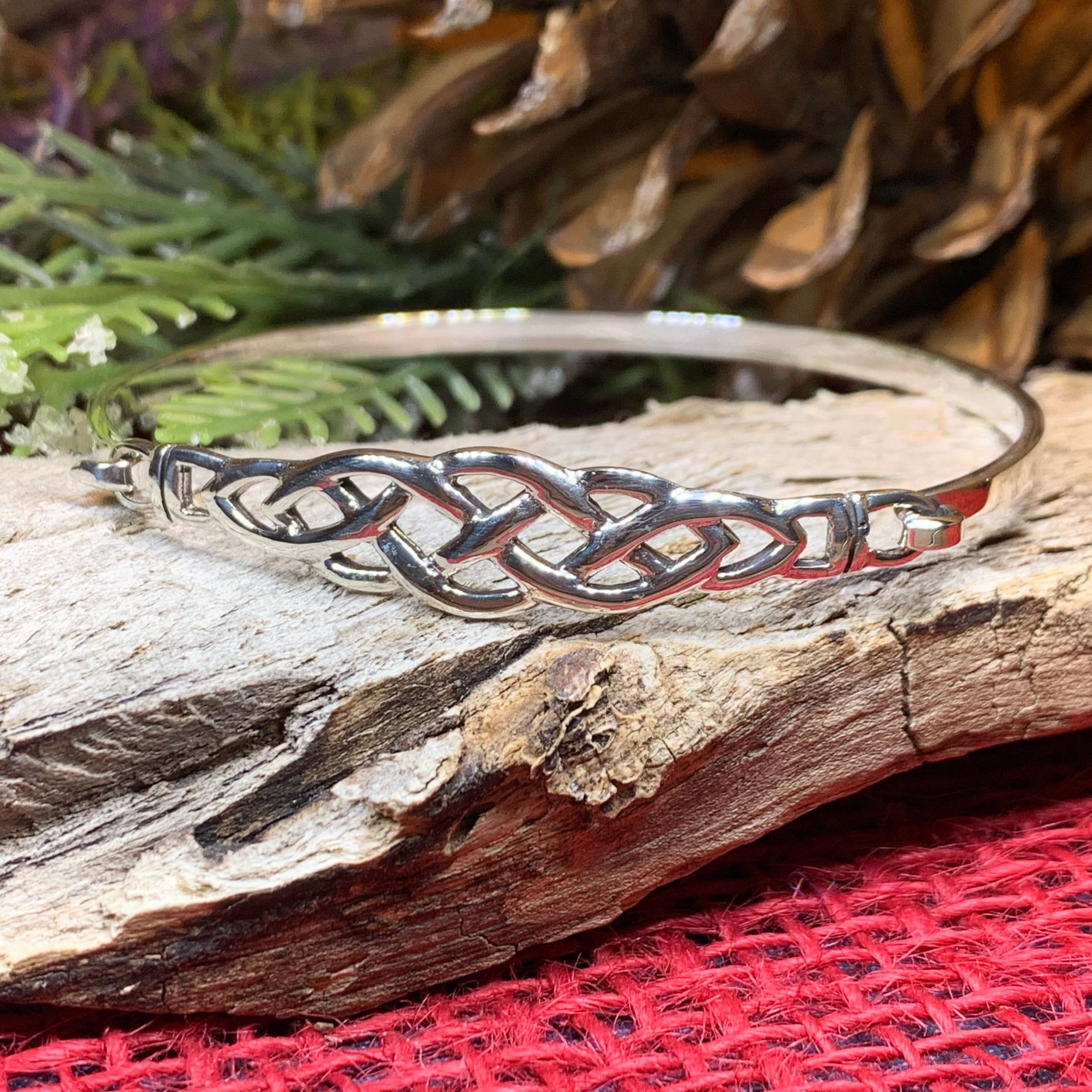Thalia Celtic Knot Bracelet