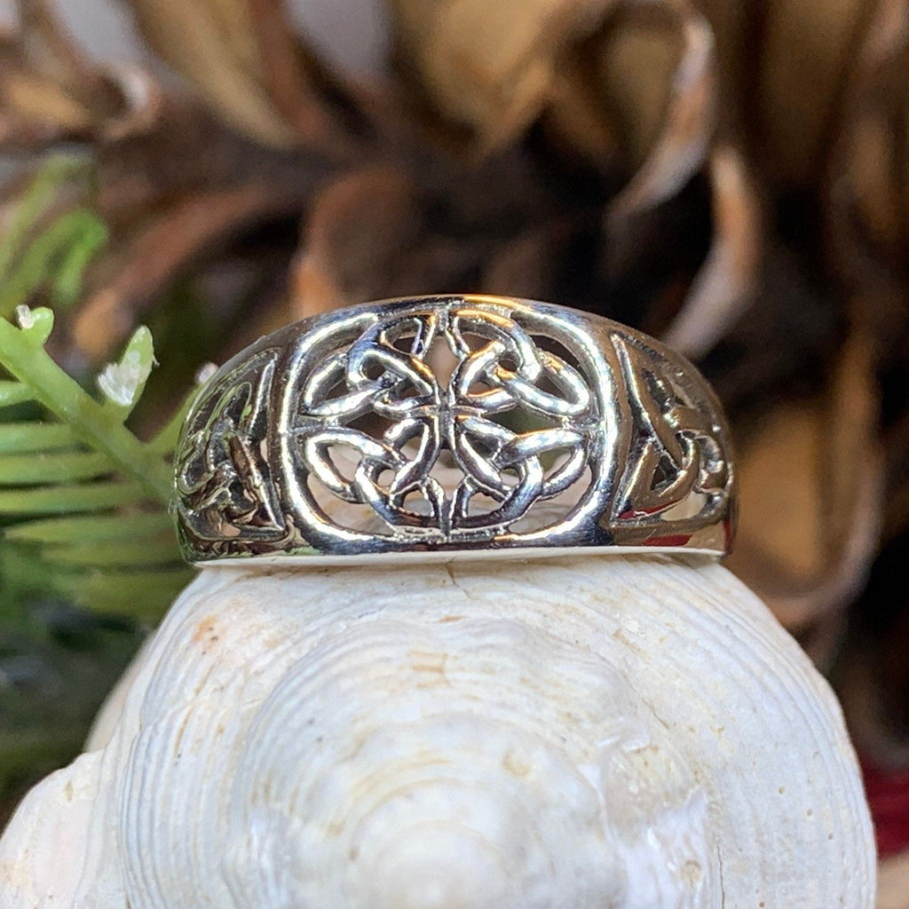 Radelia Celtic Knot Ring